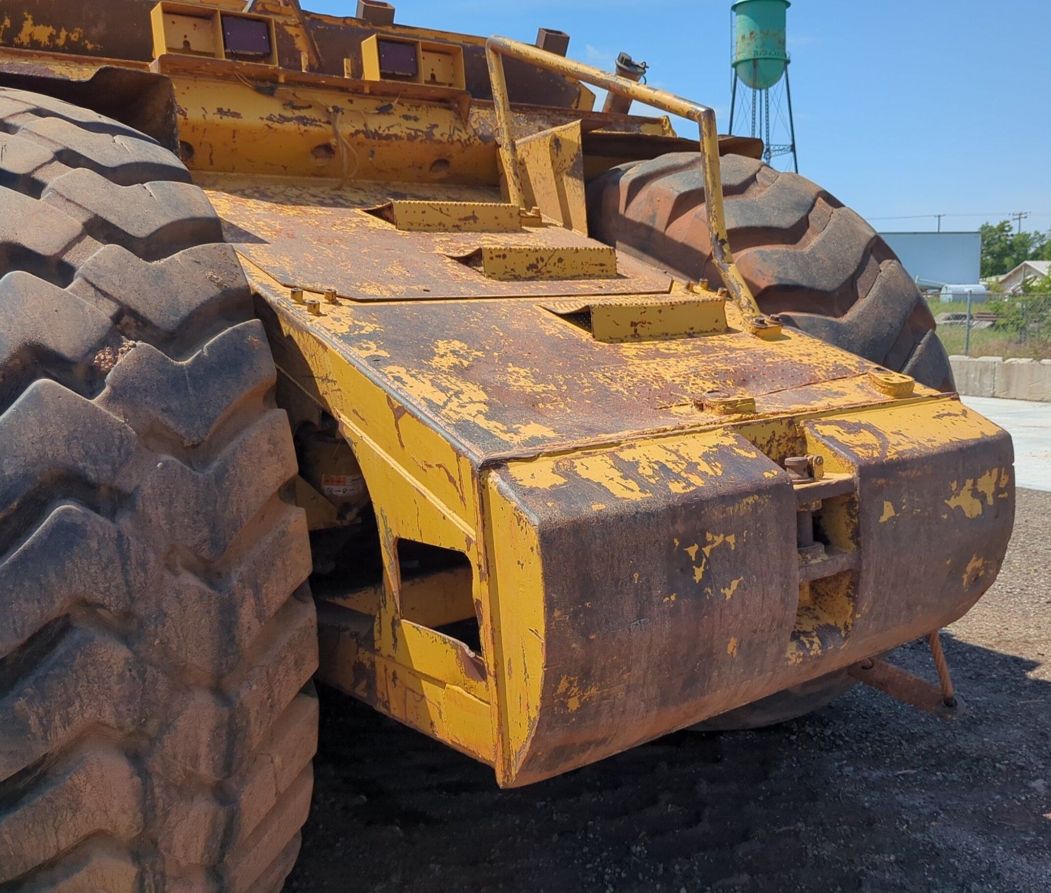 gallery 1995 Caterpillar 623F Elevating Scraper