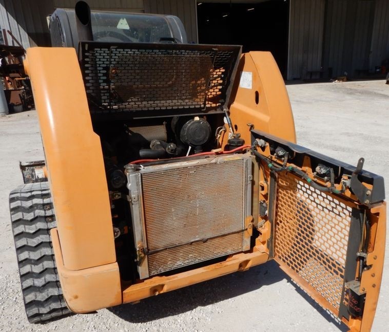 gallery 2011 Case TR320 tracked skid steer loader