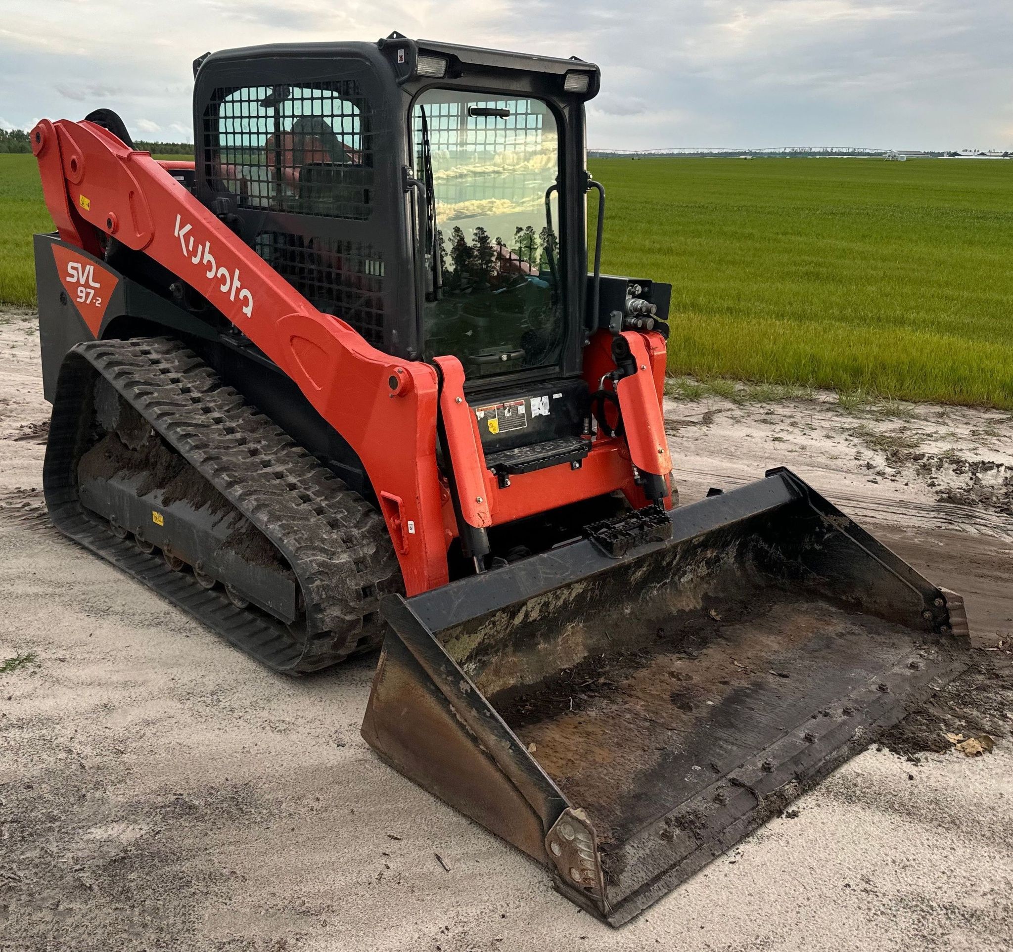 gallery 2021 Kubota SVL97-2 tracked skid steer loader