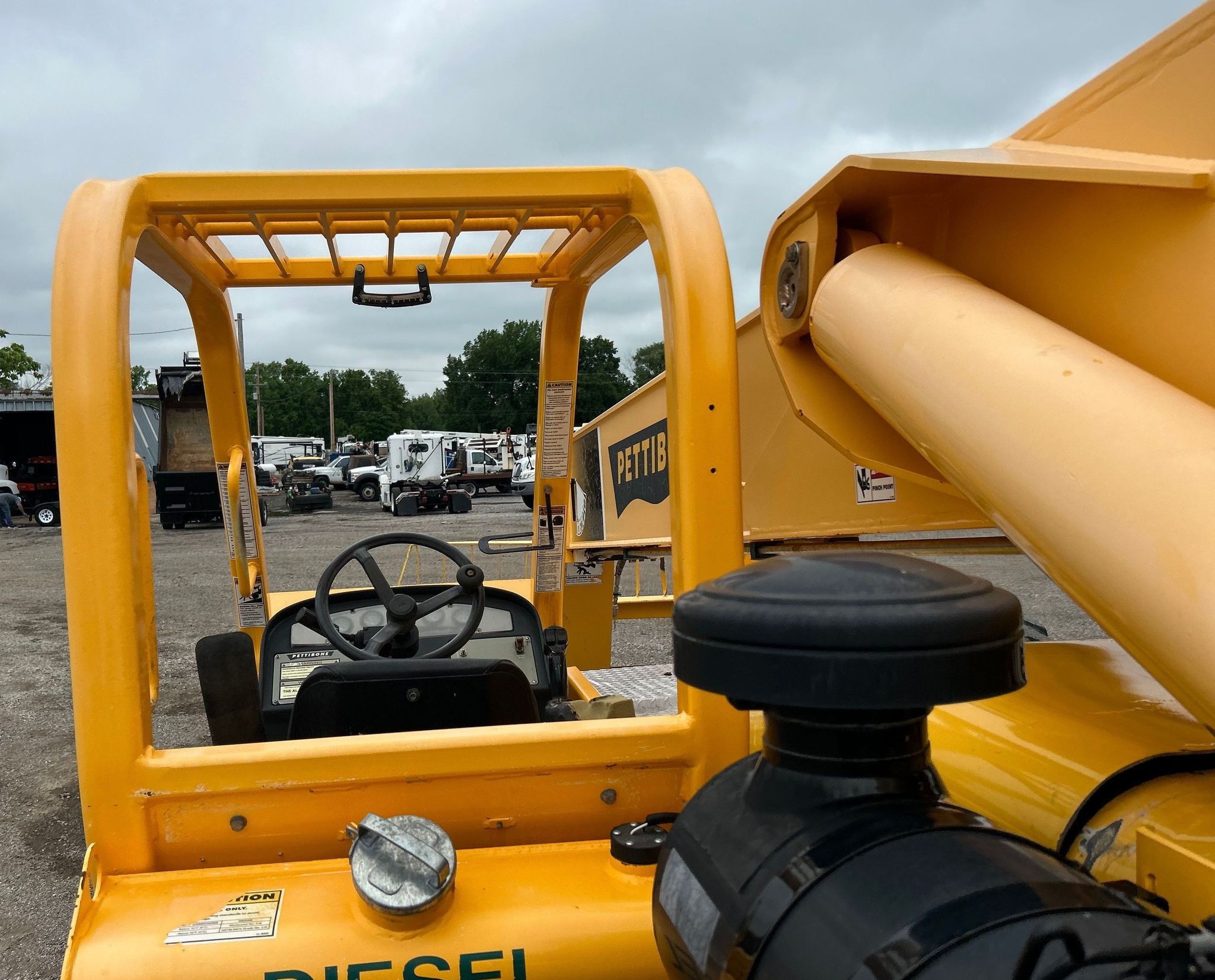 gallery 2010 Pettibone 944 telehandler