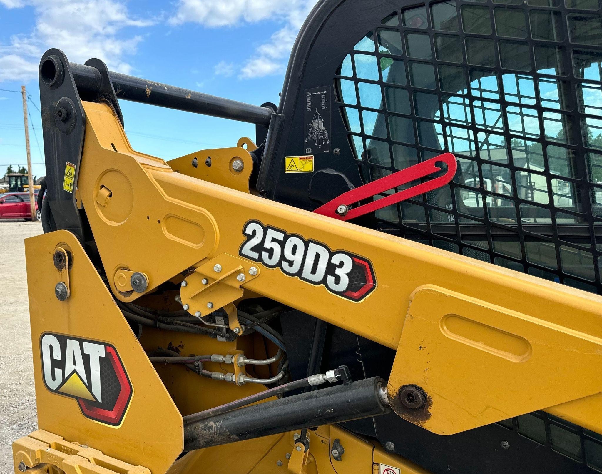 gallery 2019 Caterpillar 259D3 tracked skid steer loader