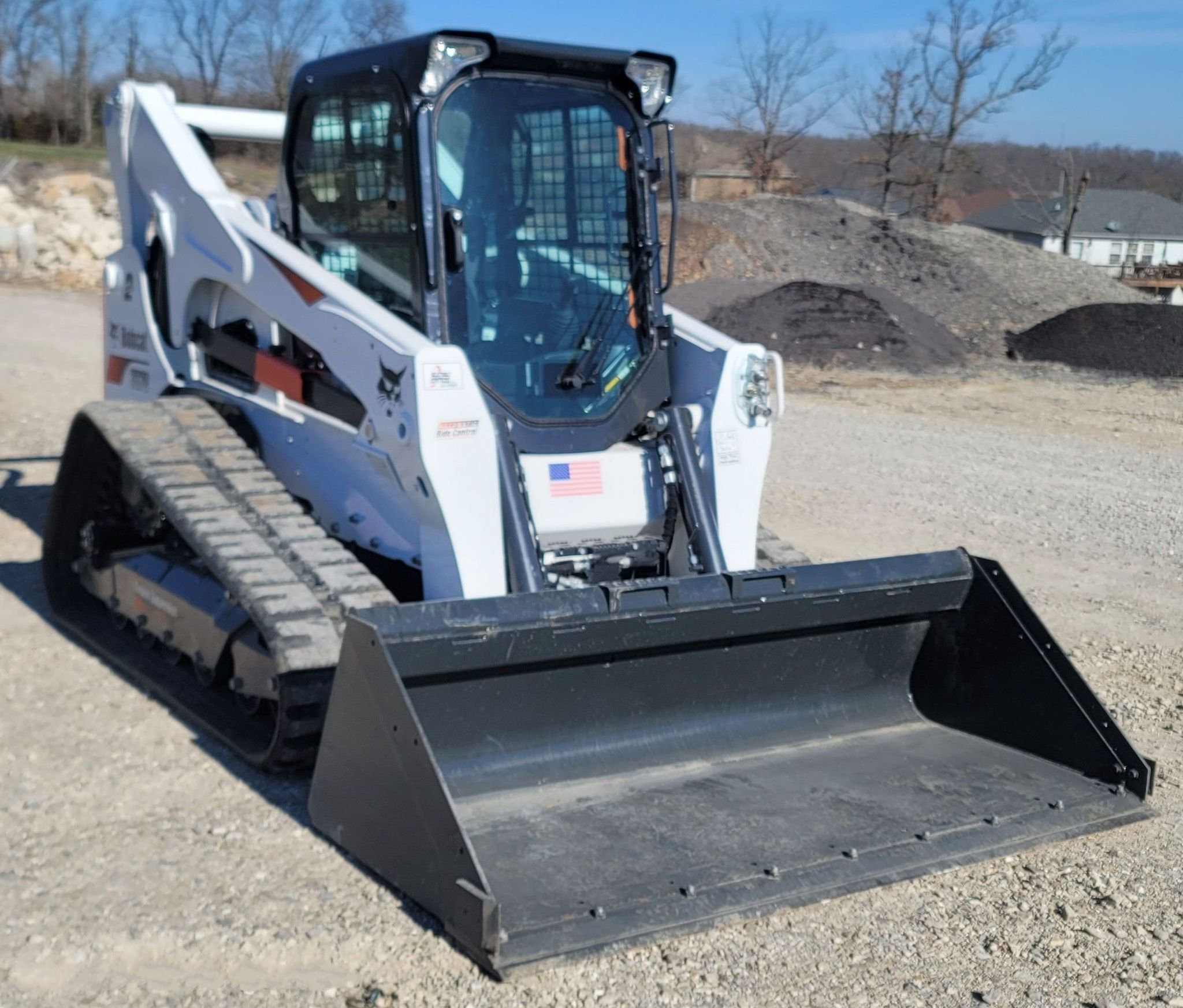 gallery 2022 Bobcat T870 tracked skid steer loader