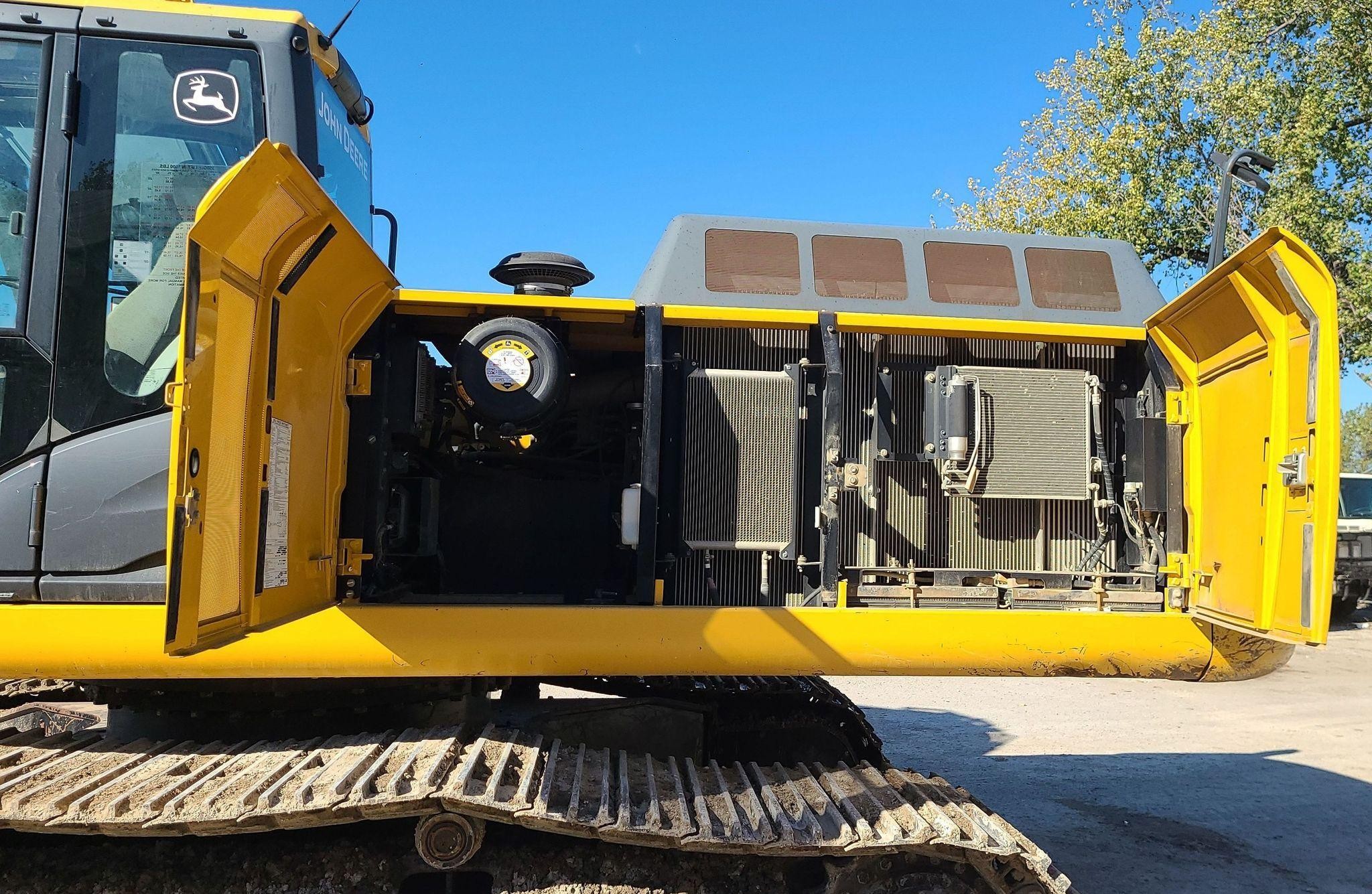 gallery 2014 John Deere 350G LC excavator