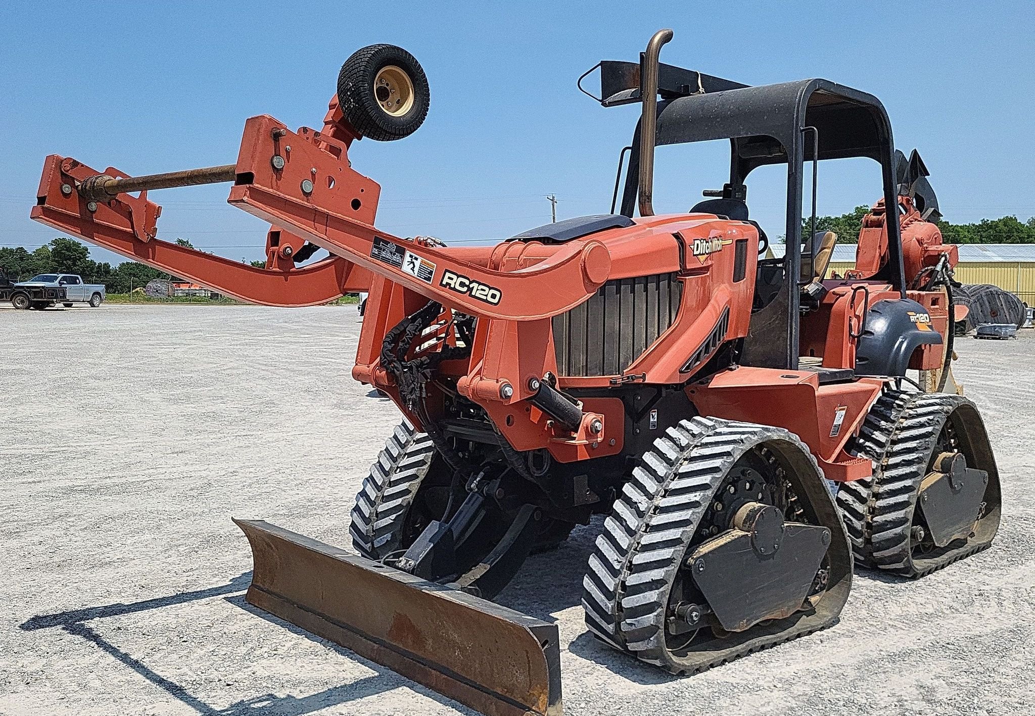 gallery 2012 Ditch Witch RT120 Quad vibratory cable plow