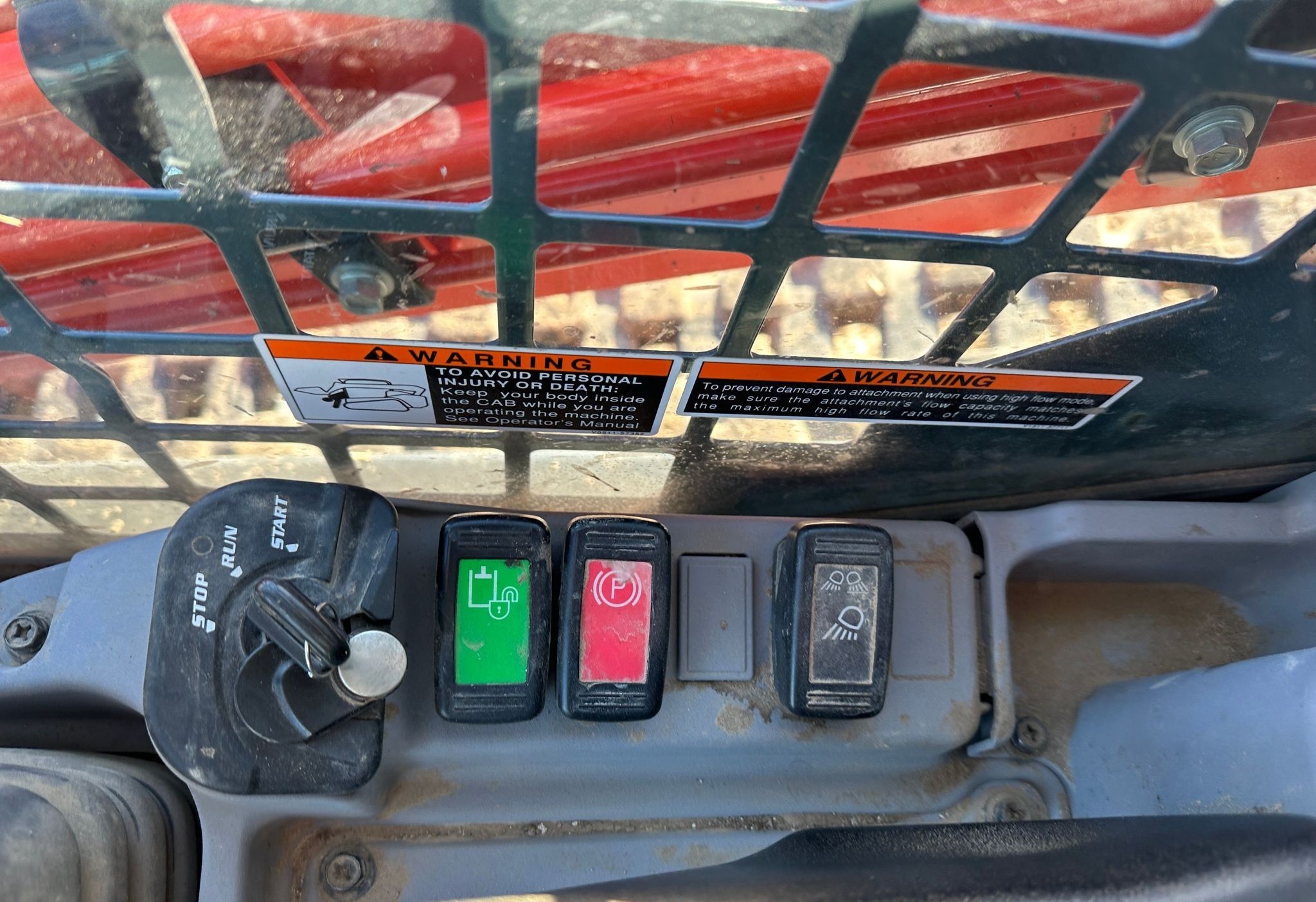 gallery 2019 Kubota SVL95-2S tracked skid steer loader