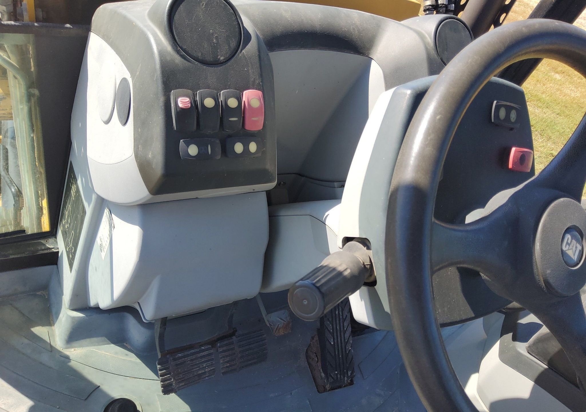 gallery 2013 Caterpillar 420F IT Backhoe