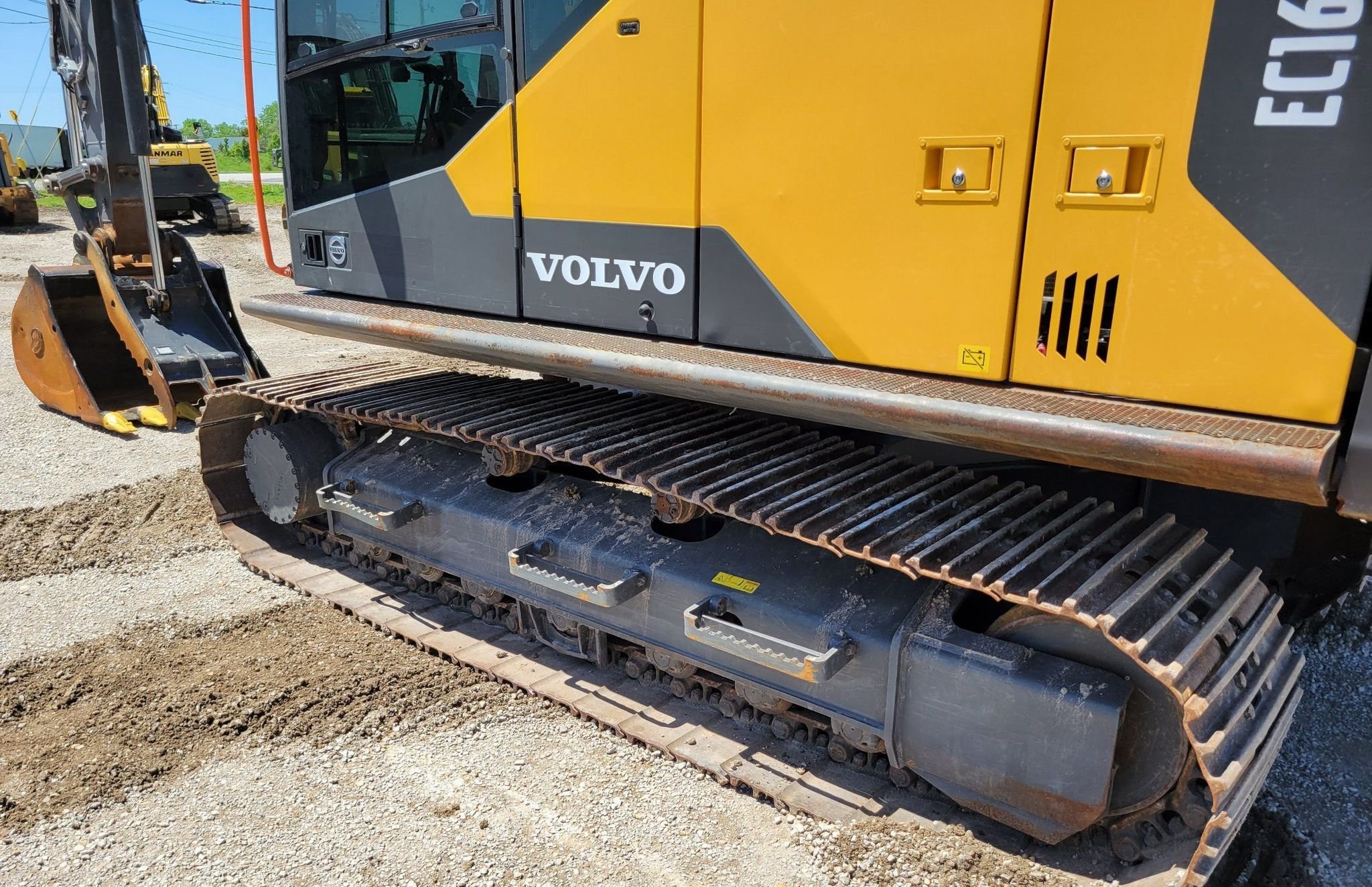 gallery 2020 Volvo EC160EL excavator