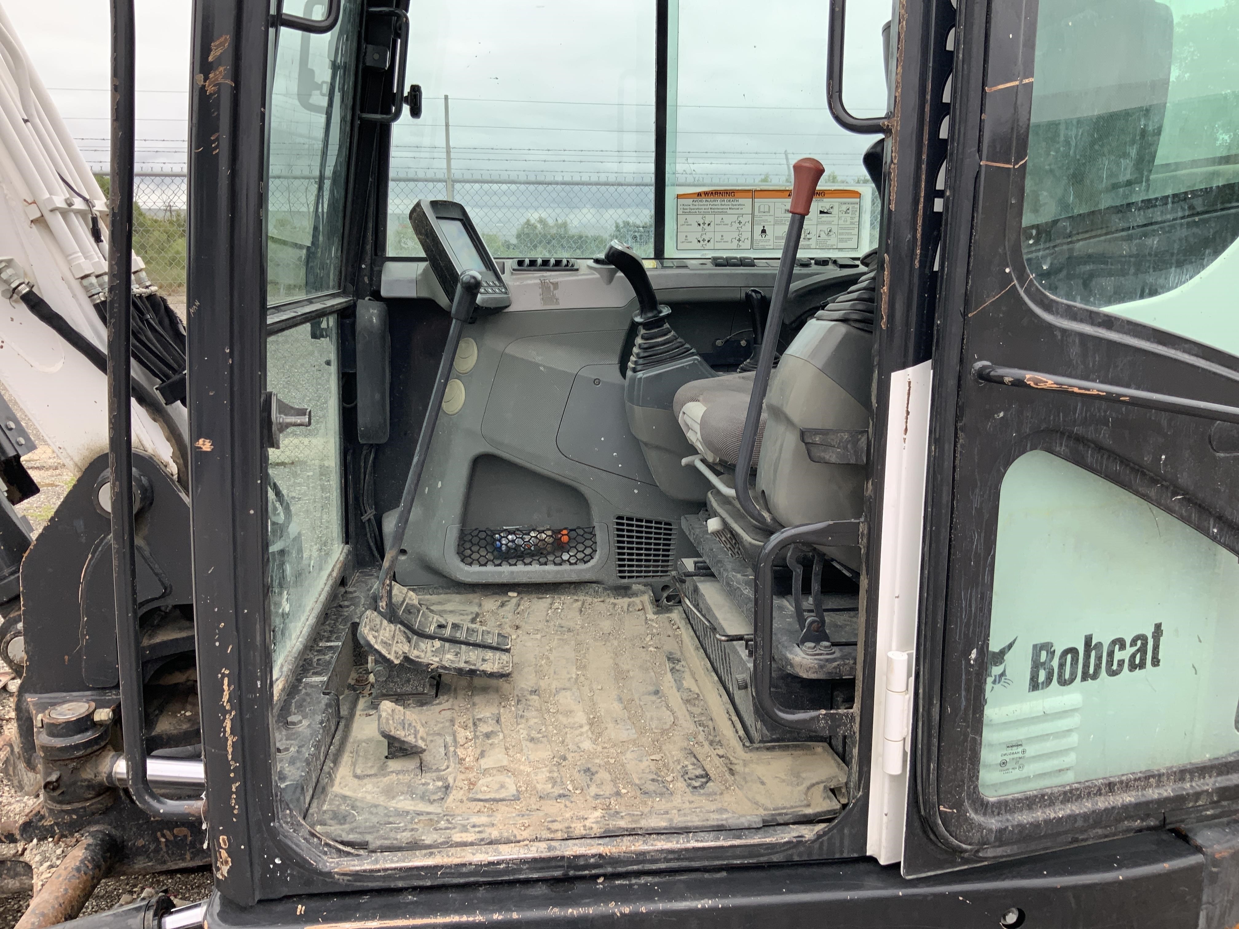 gallery 2014 Bobcat E85 Mini Excavator