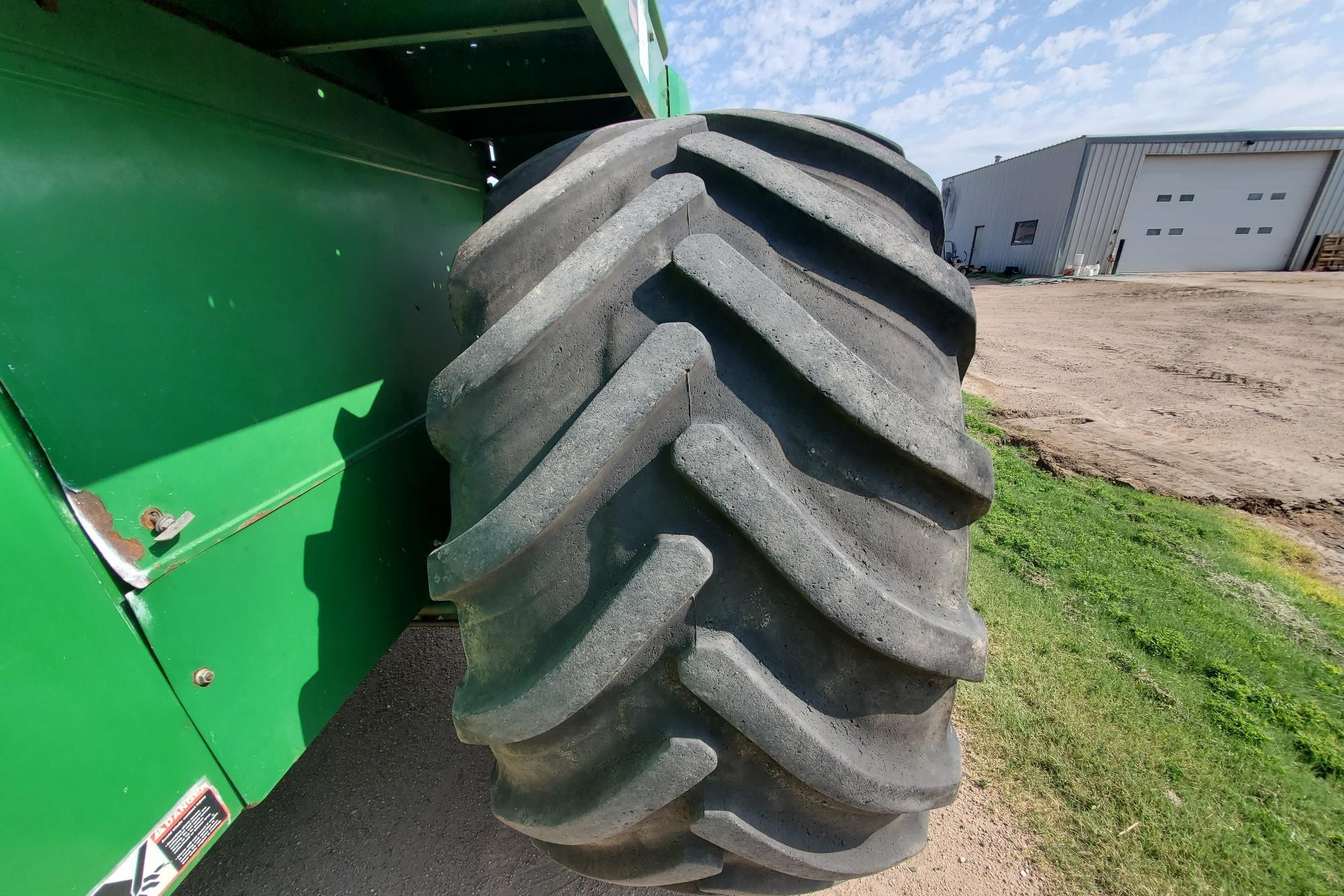 gallery 2015 John Deere 7980 Self-Propelled Forage Harvester