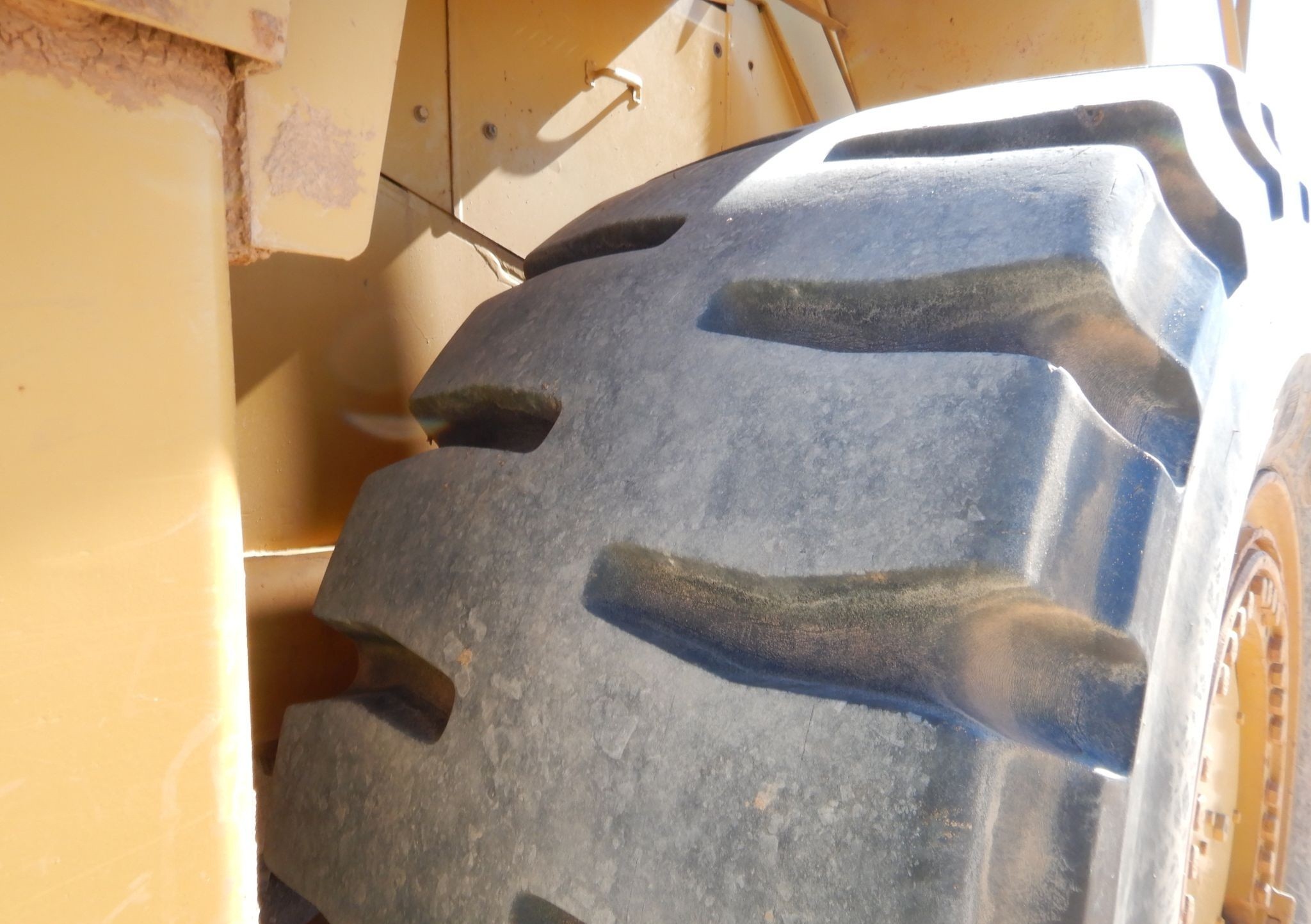 gallery 2006 Caterpillar 988H wheel loader