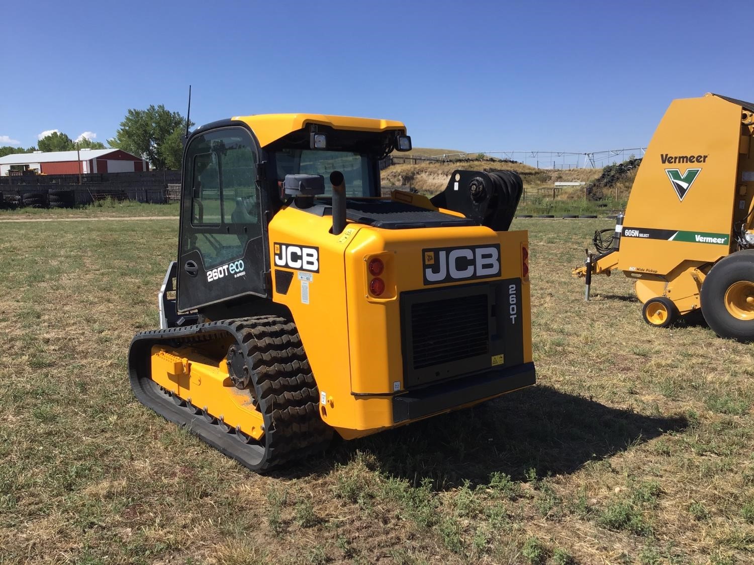 gallery 2015 JCB 260T Skid Steer Track Loader