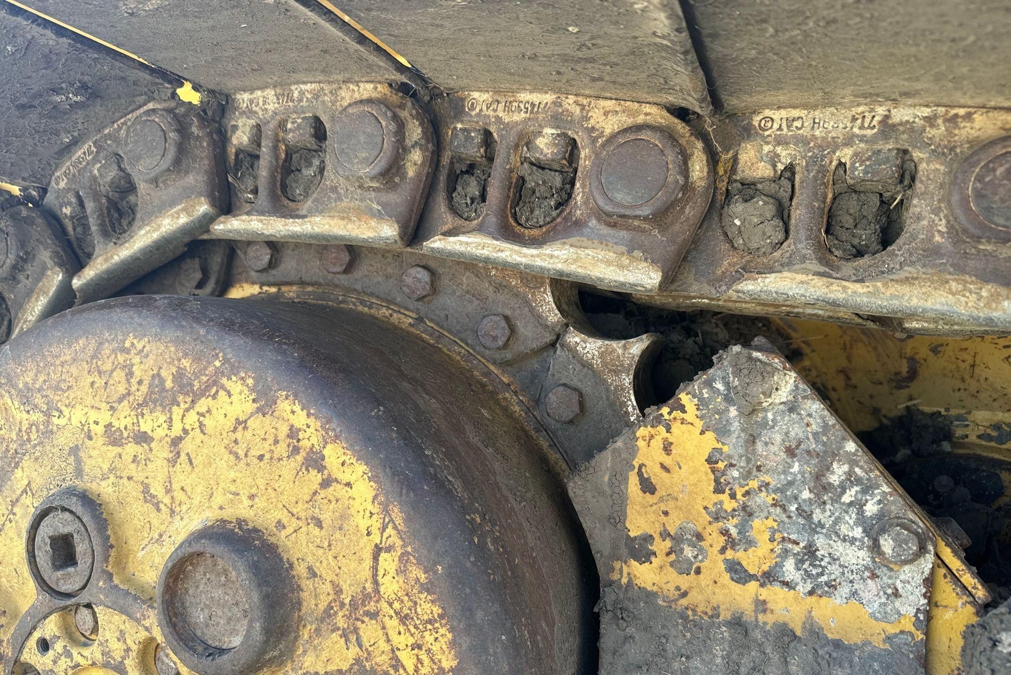 gallery 2002 Caterpillar 953C track loader