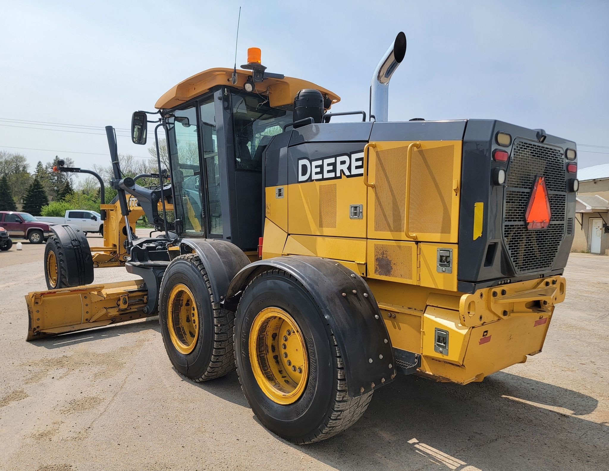 gallery 2016 John Deere 772GP motor grader