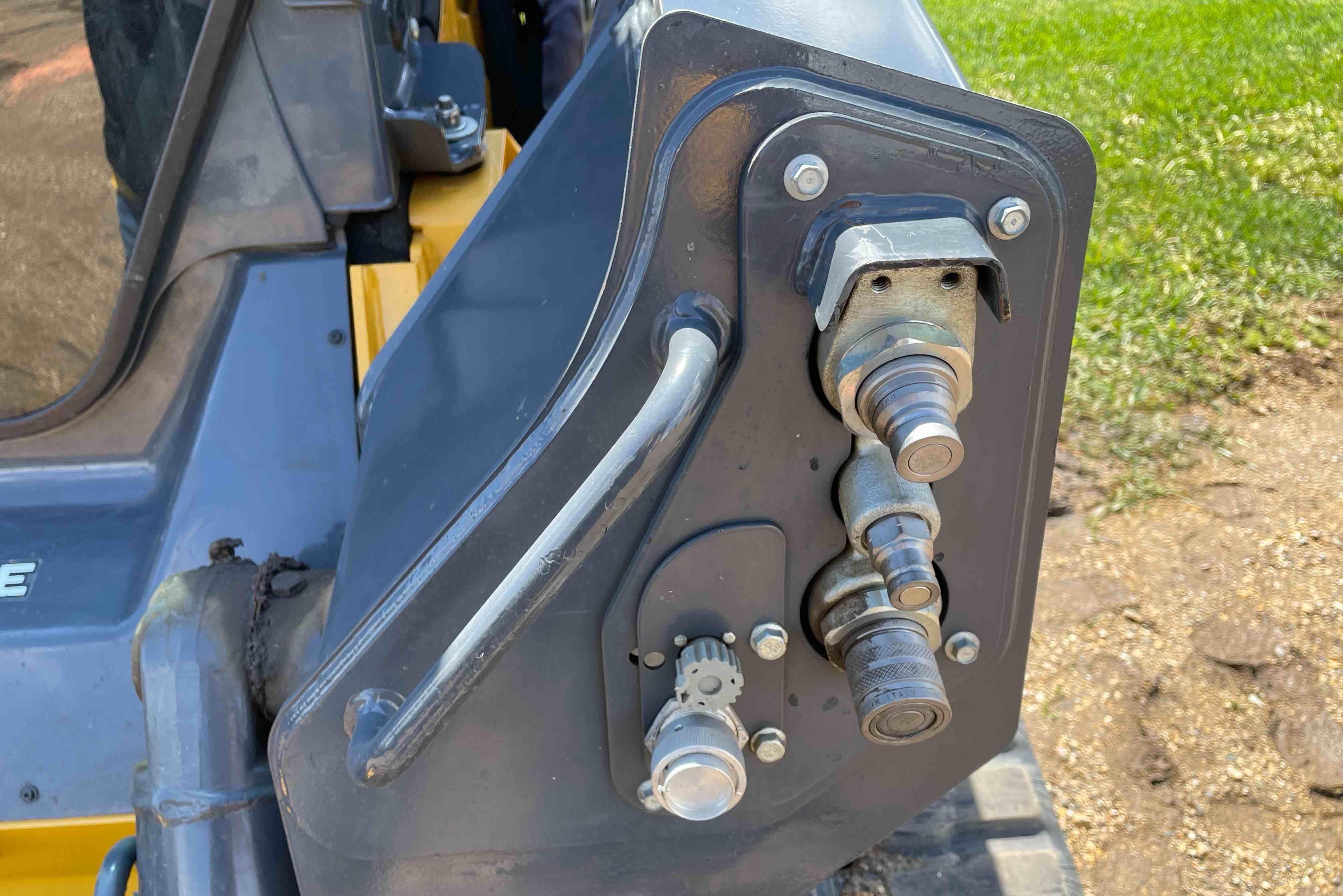 gallery 2021 John Deere 333G Compact Track Loader