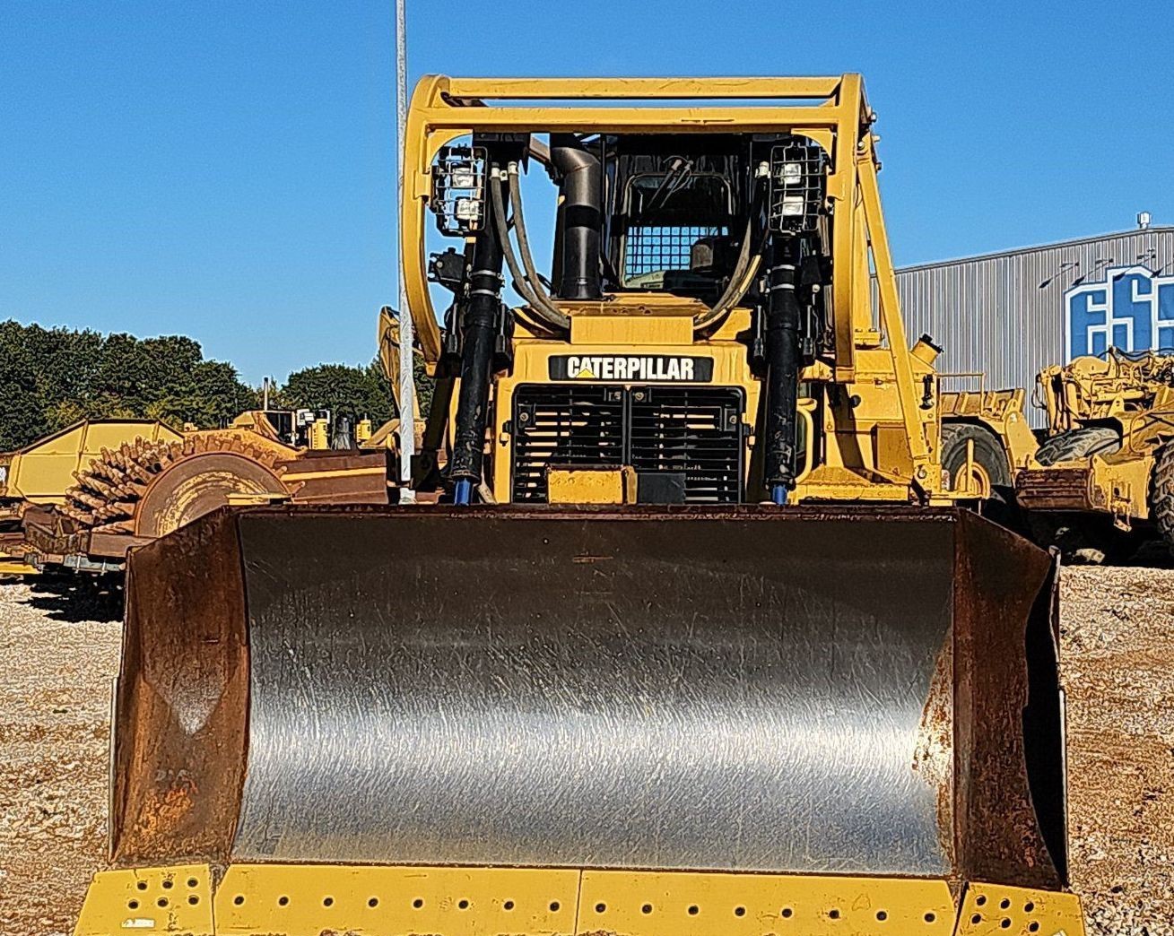 gallery 2014 Caterpillar D6T XL dozer