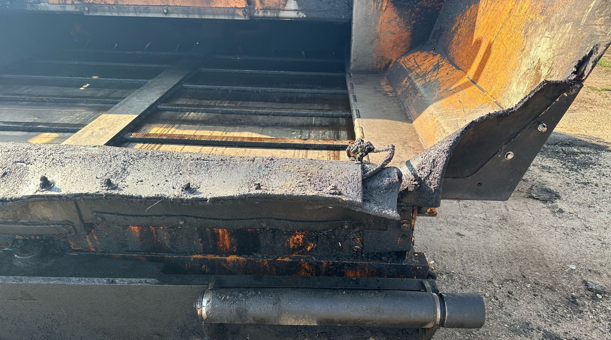 gallery 2018 LeeBoy 8500D paver