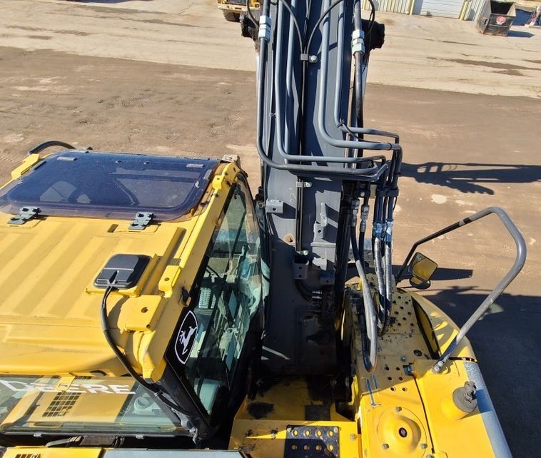 gallery 2014 John Deere 135G excavator