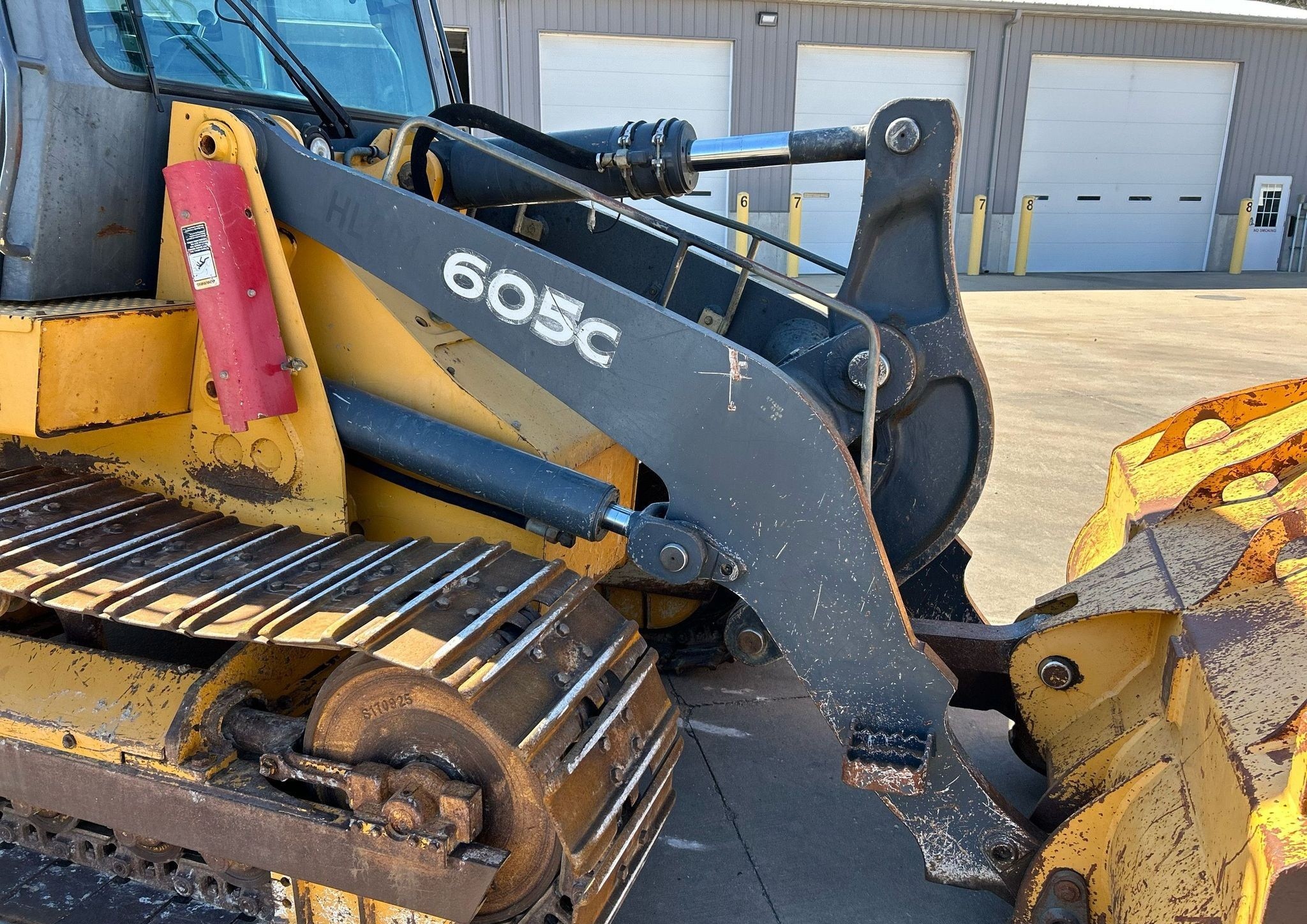 gallery 2012 John Deere 605C track loader