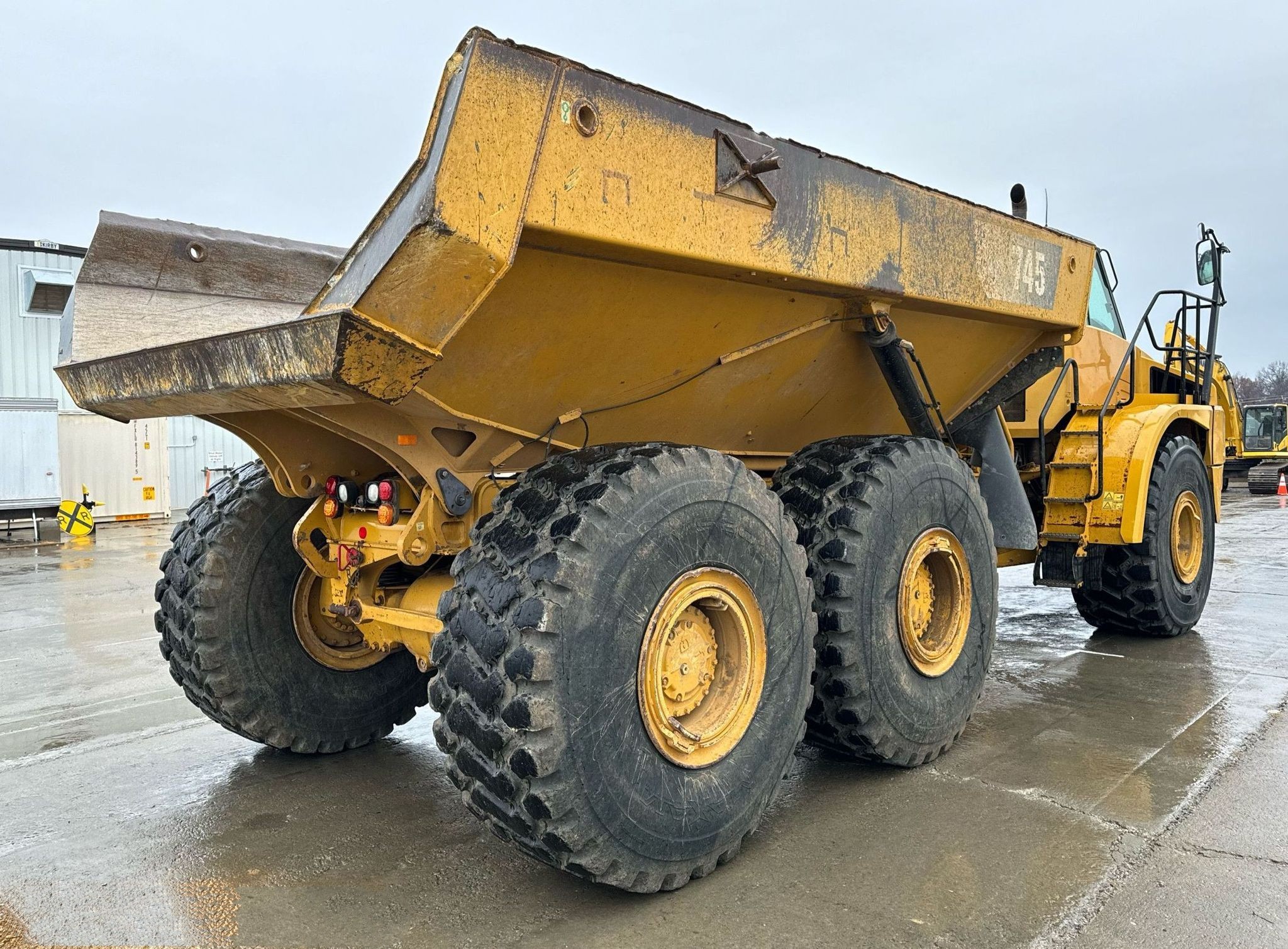 gallery 2015 Caterpillar 745C haul truck