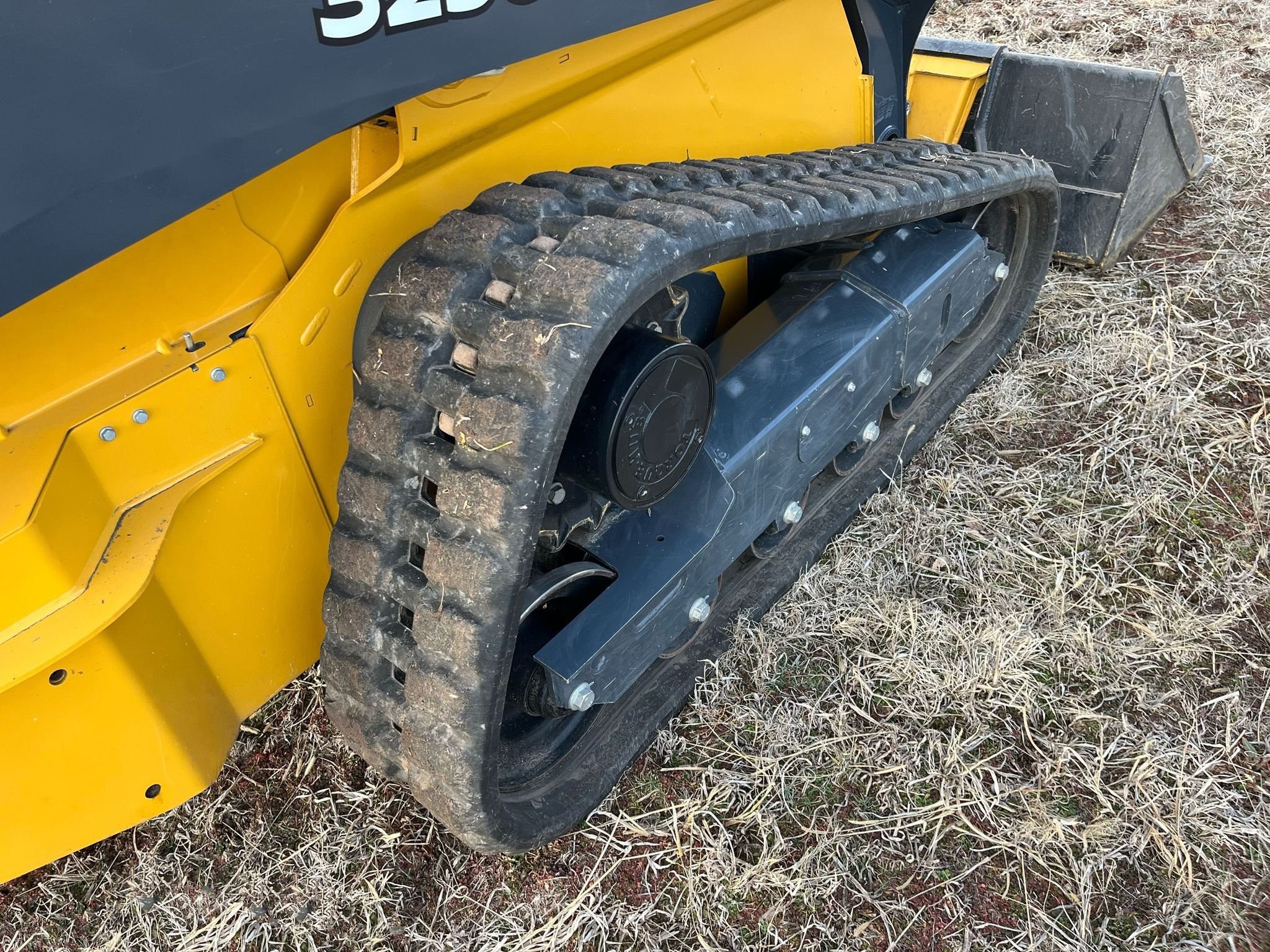 gallery 2019 John Deere 325G tracked skid steer loader