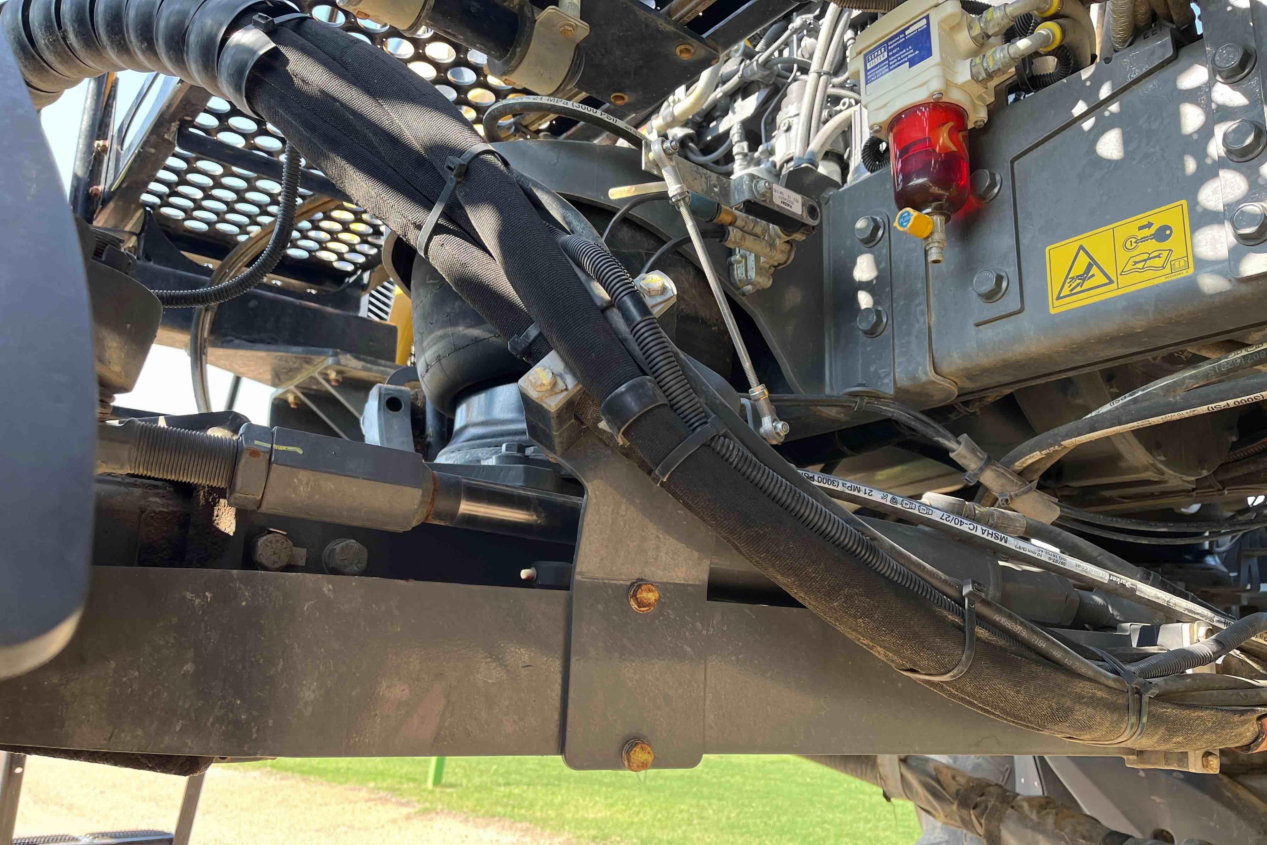 gallery 2019 RoGator RG1300C Self-Propelled Sprayer