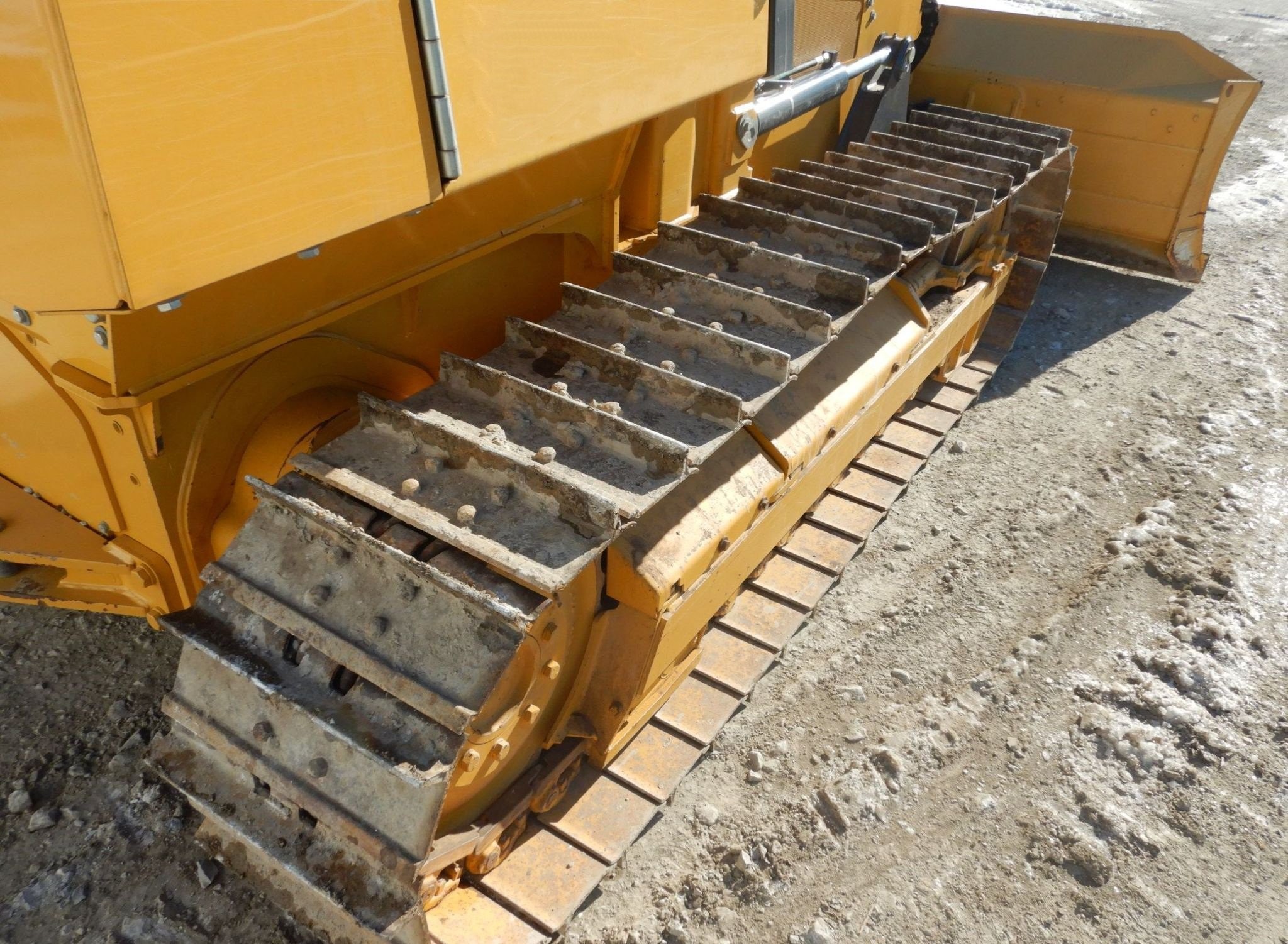 gallery 2015 John Deere 550K XLT dozer