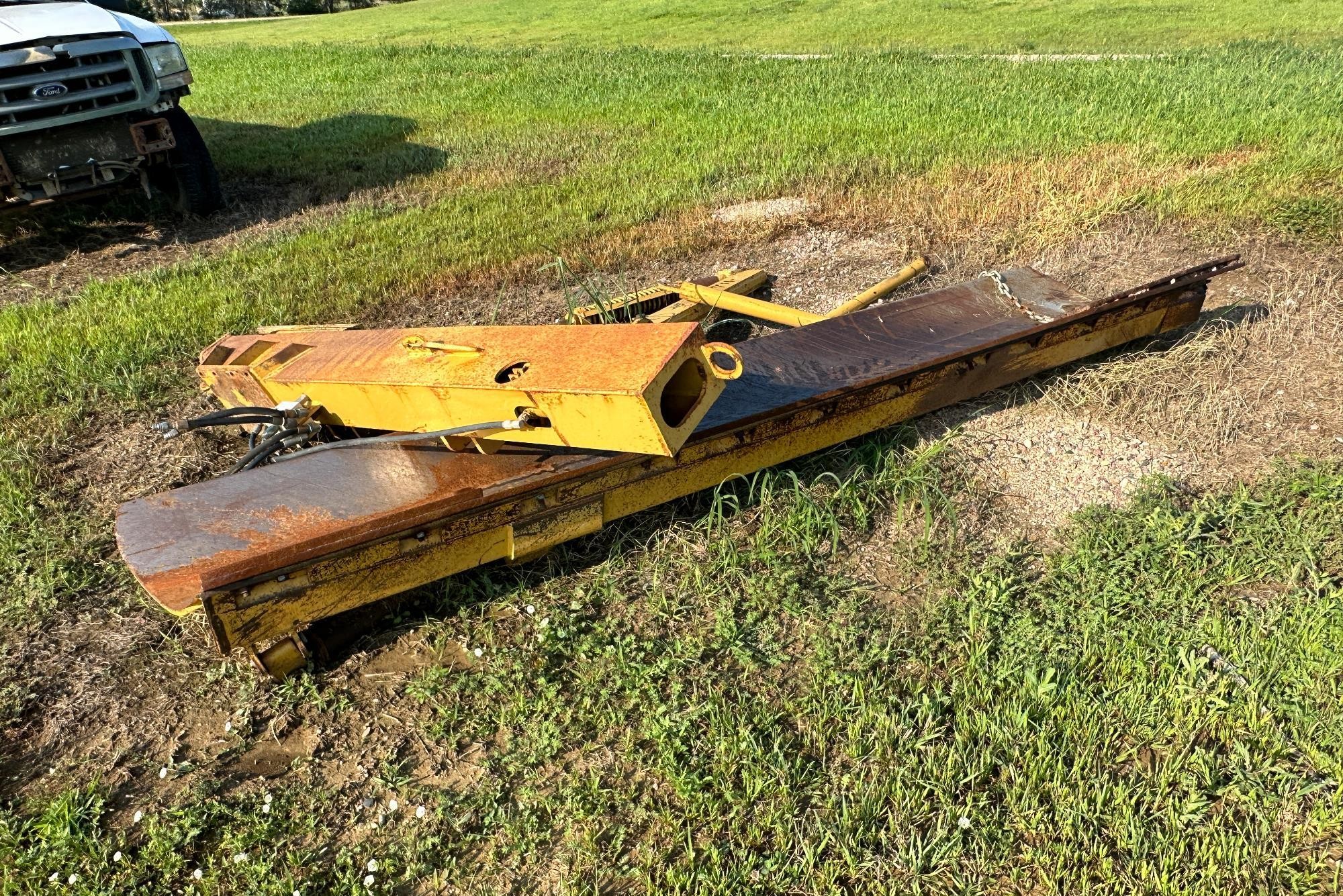 gallery 2014 Caterpillar 140M2 VHP Plus Motor Grader