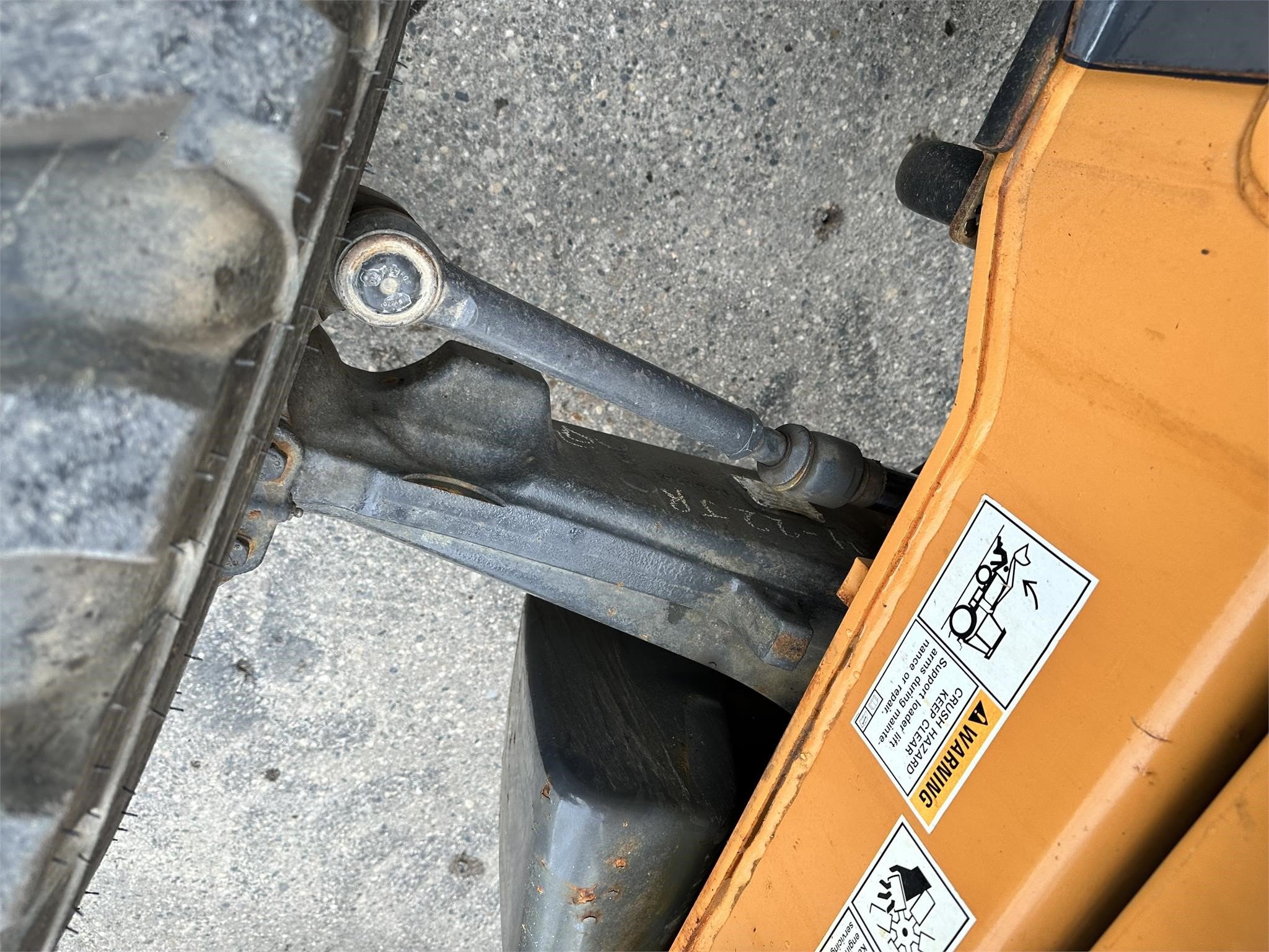 gallery 2019 Case 590SN 4x4 Backhoe Loader