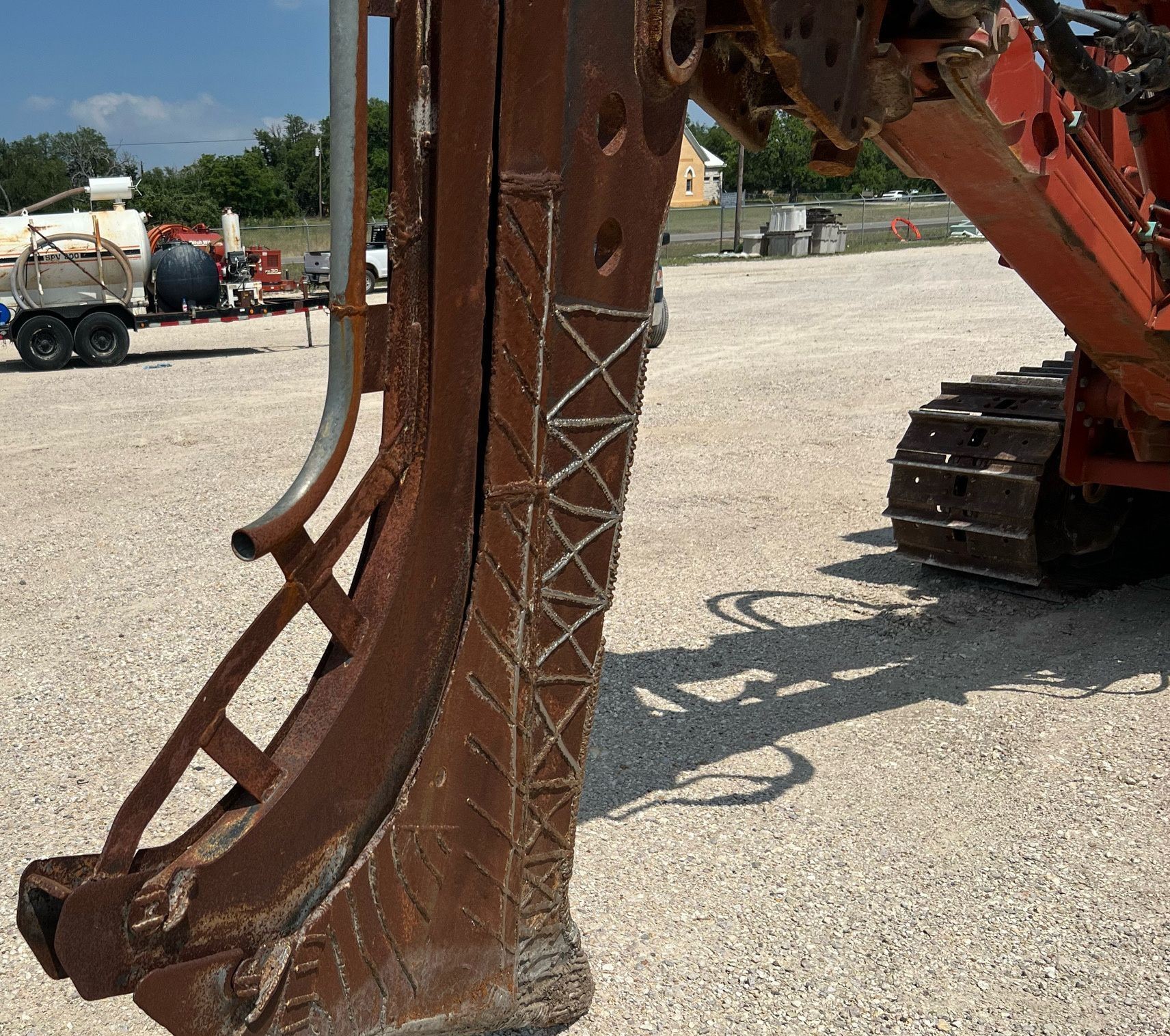 gallery 2006 Ditch Witch HT185 cable plow