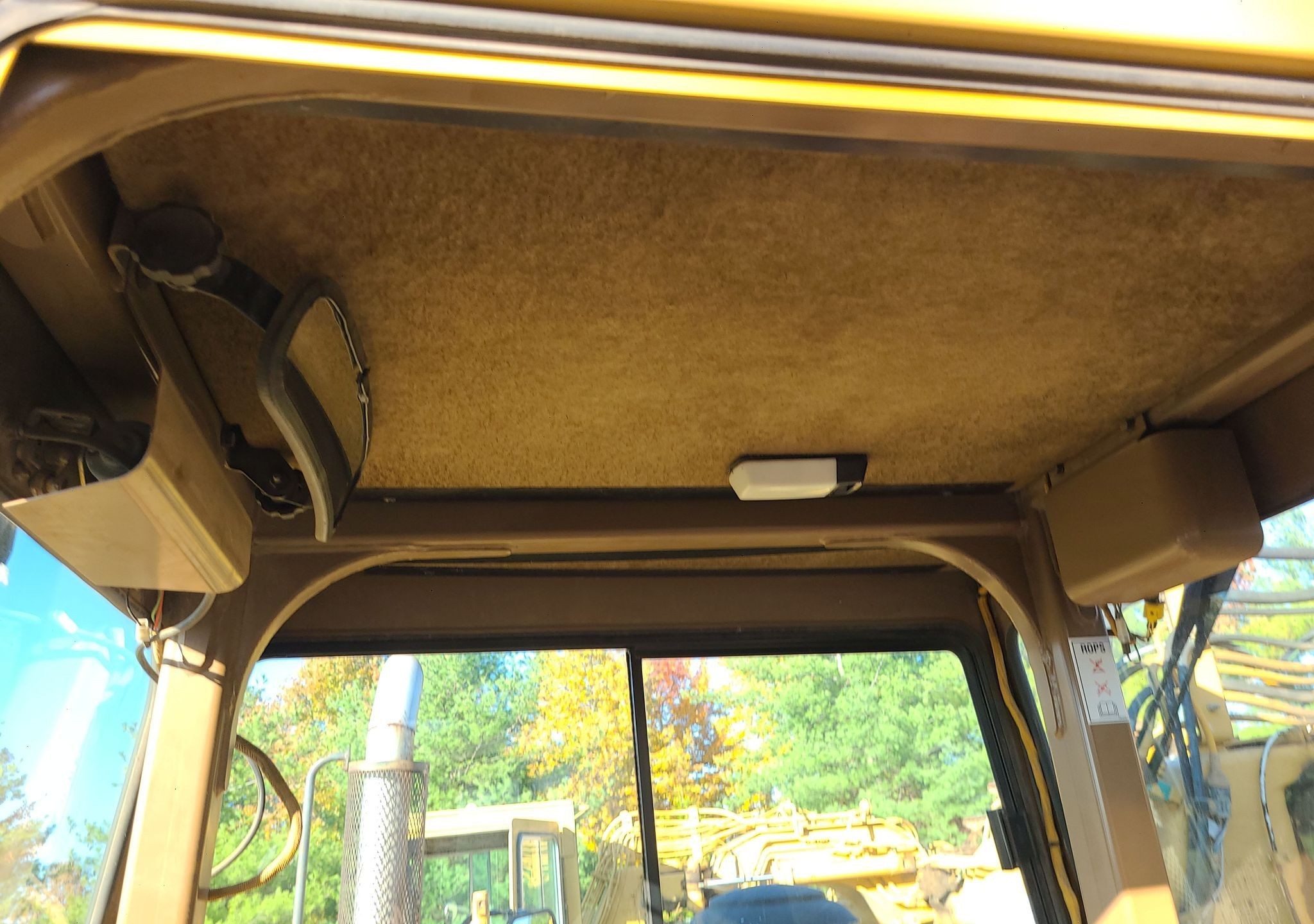 gallery 2006 Caterpillar 615C Series II elevating scraper