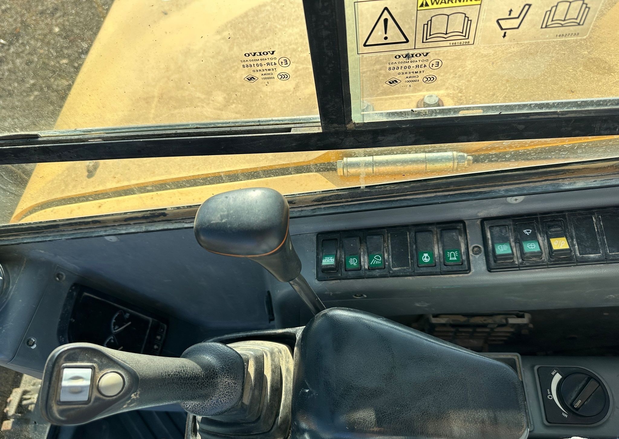 gallery 2013 Volvo ECR88 mini excavator