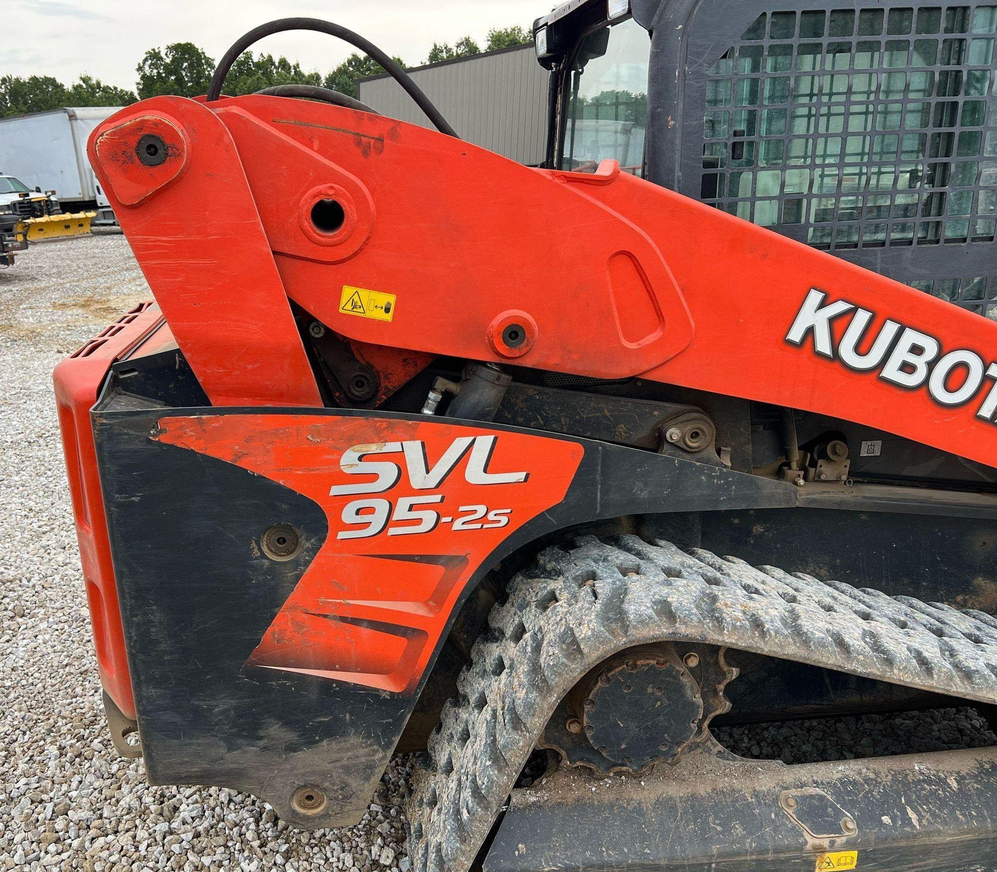 gallery 2019 Kubota SVL95-2S tracked skid steer loader
