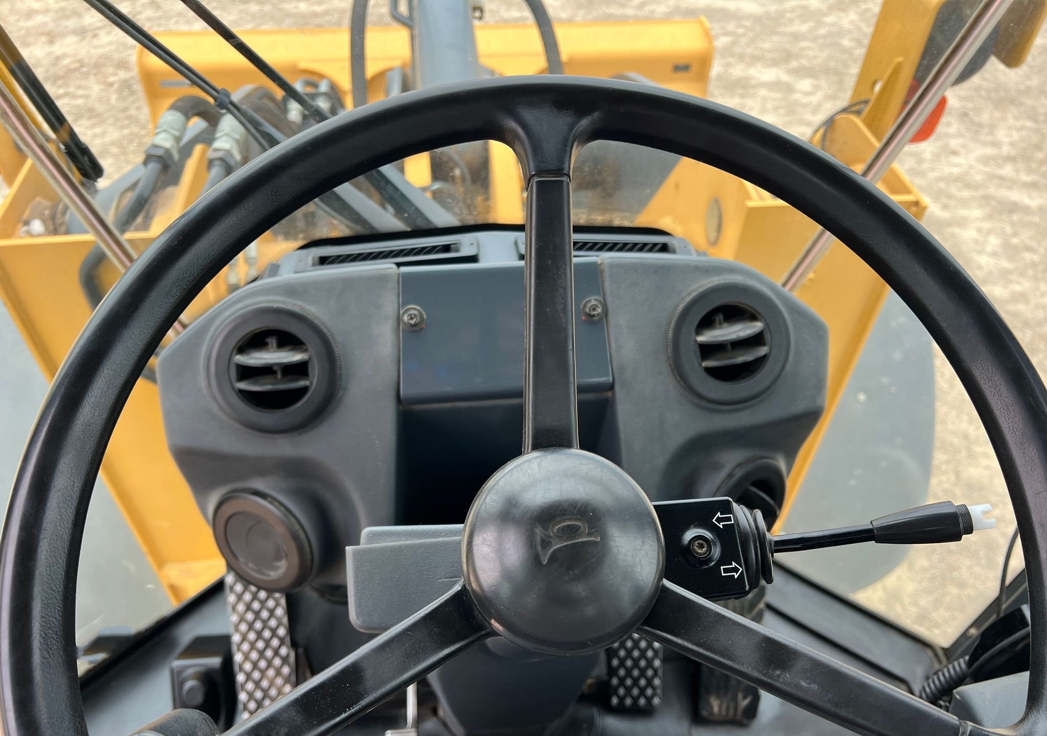 gallery 2012 John Deere 524K wheel loader