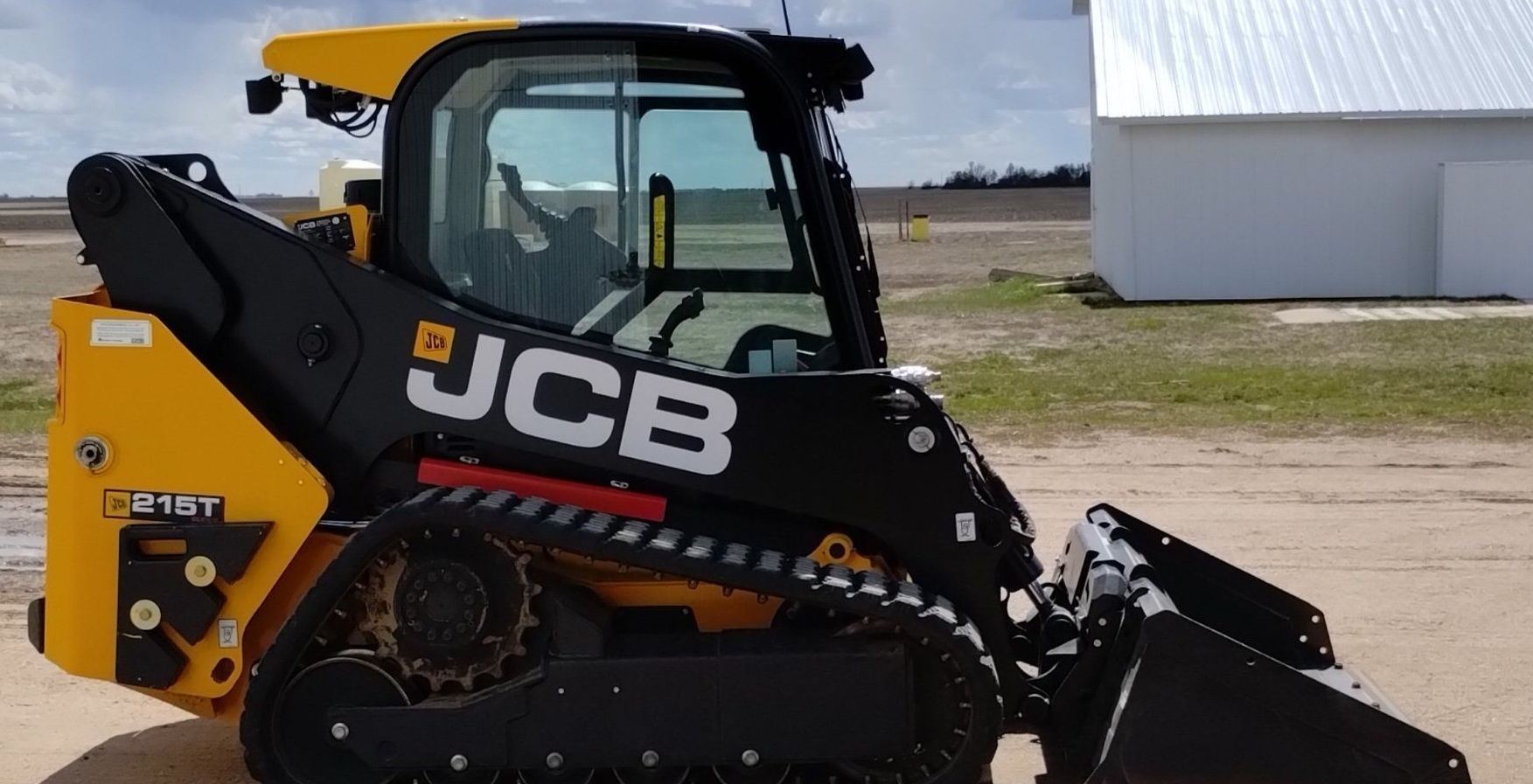 gallery 2021 JCB 215T Super tracked skid steer loader