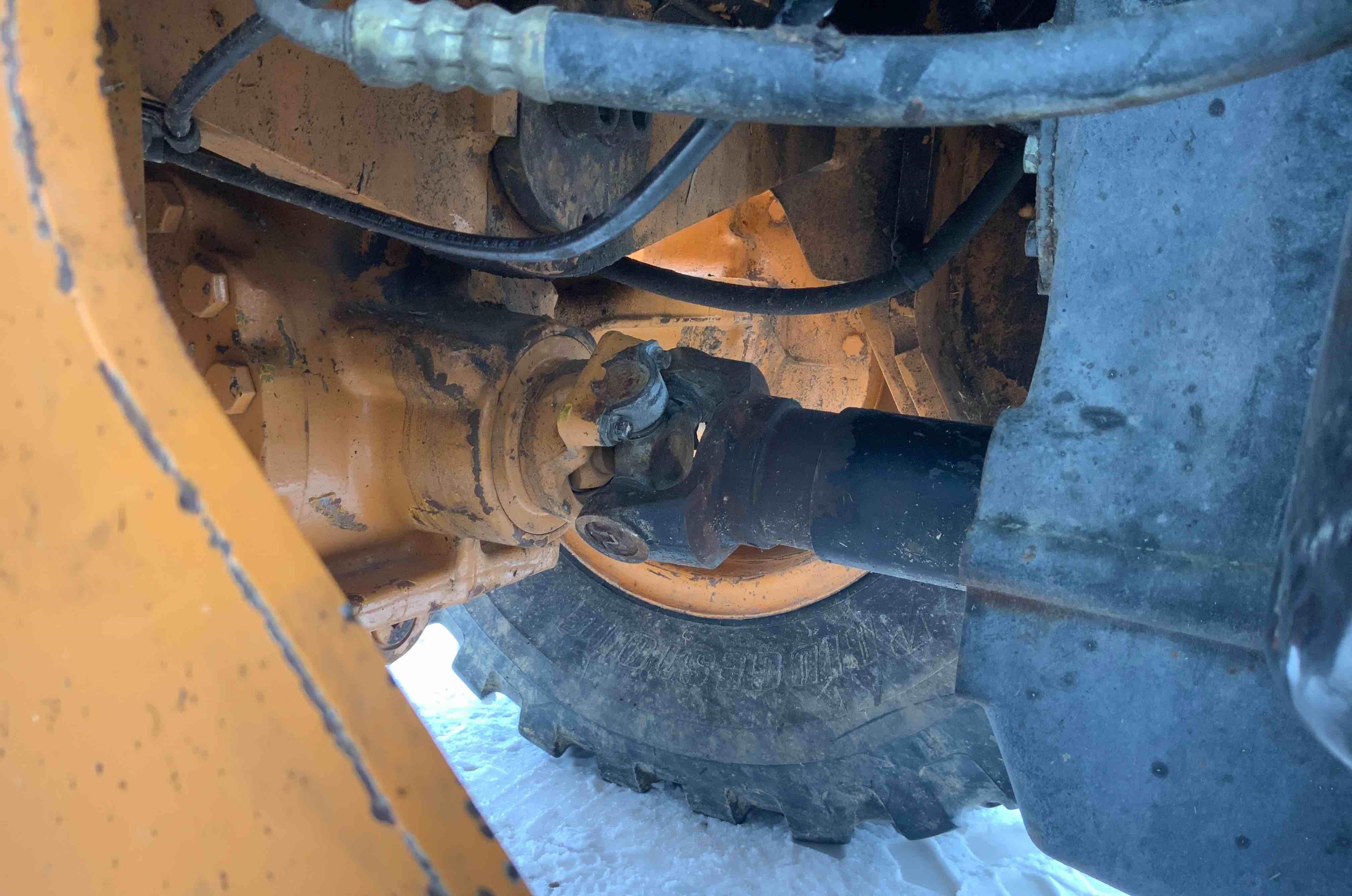 gallery 2012 Case 621F Wheel Loader