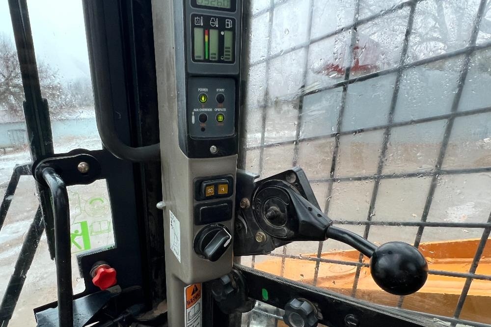 gallery 2012 Case TR320 Compact Track Loader