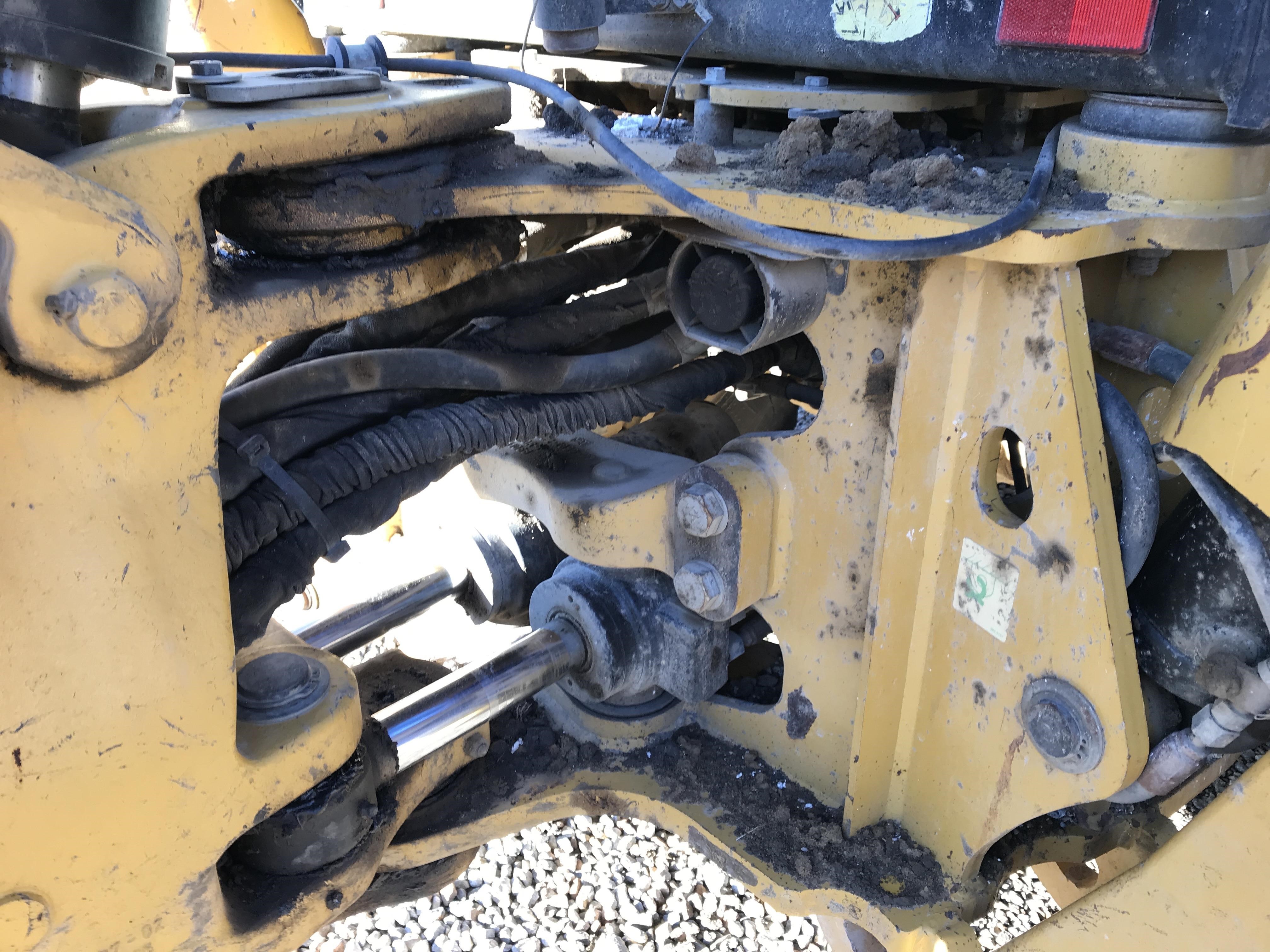 gallery 2013 Caterpillar 420F IT 4x4 Loader Backhoe