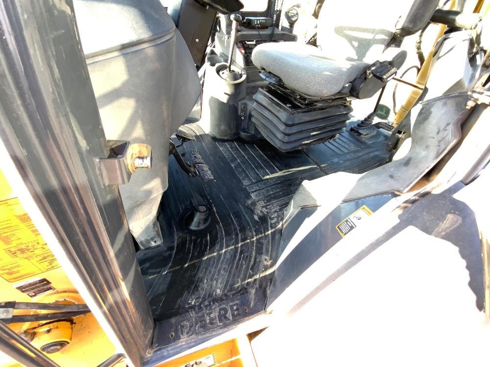 gallery 2006 John Deere 410G 4x4 Loader Backhoe WExtendahoe