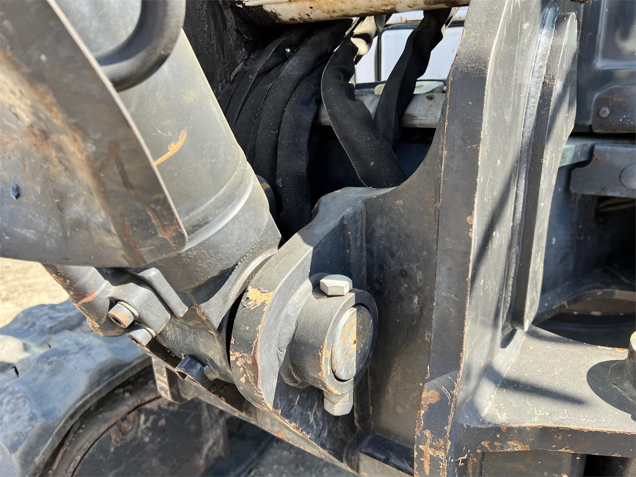 gallery 2016 BOBCAT E85  Mini Excavator