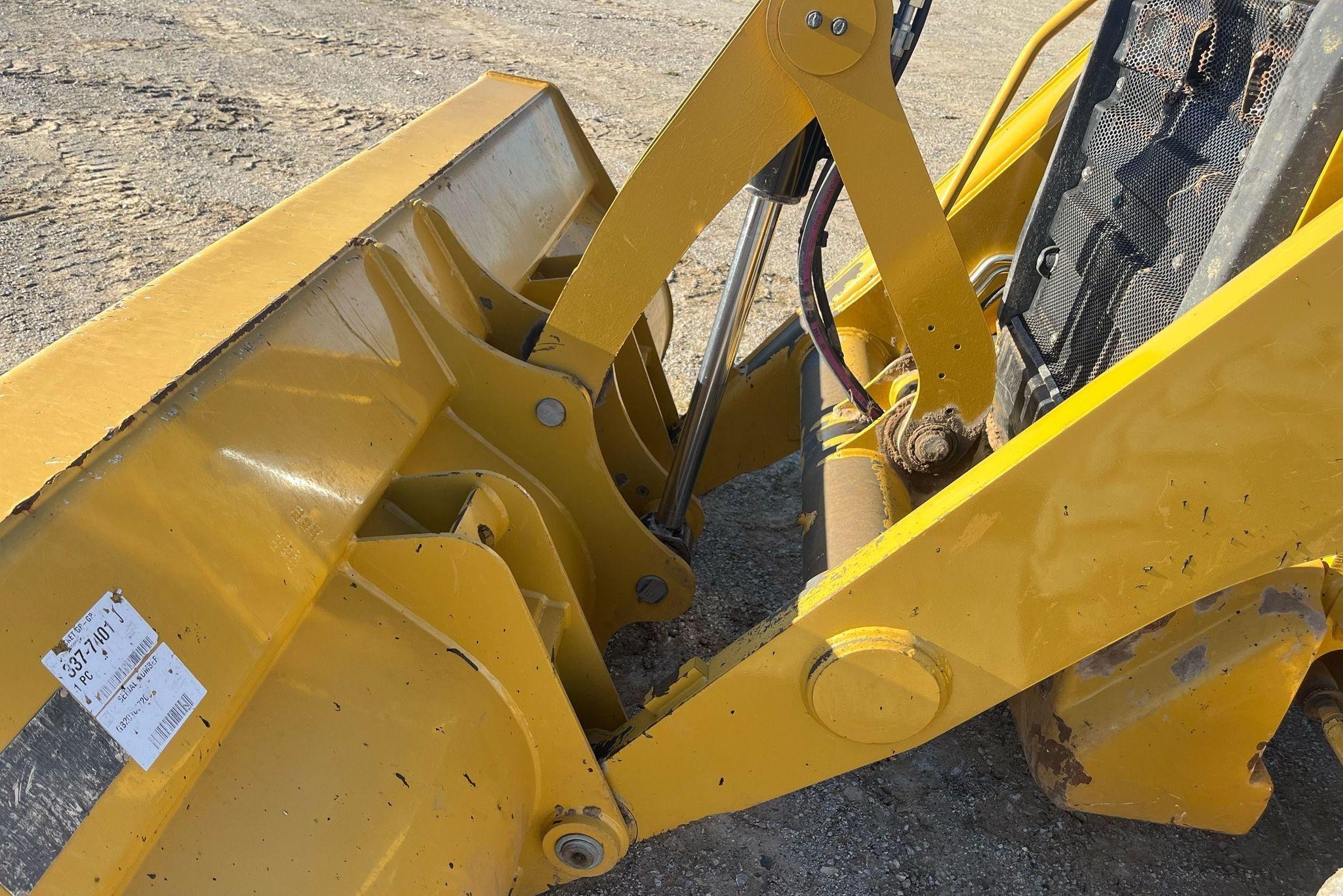 gallery 2021 Caterpillar 420ST HRC backhoe