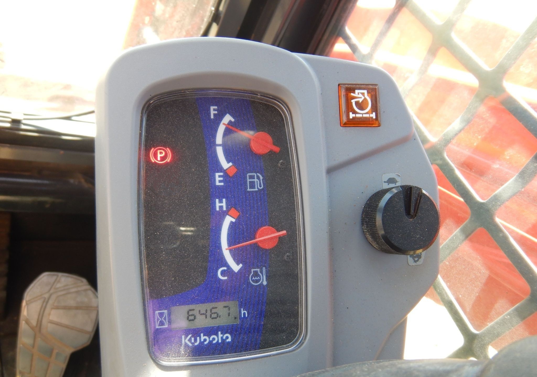 gallery 2021 Kubota SVL75-2  tracked skid steer loader