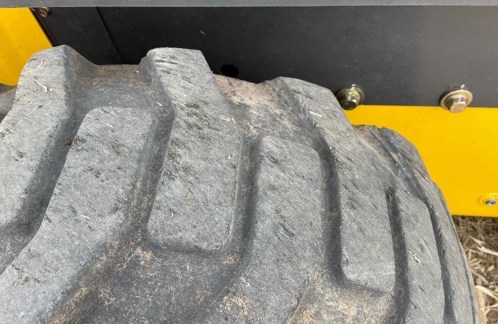 gallery 2020 New Holland L328 Skid Steer