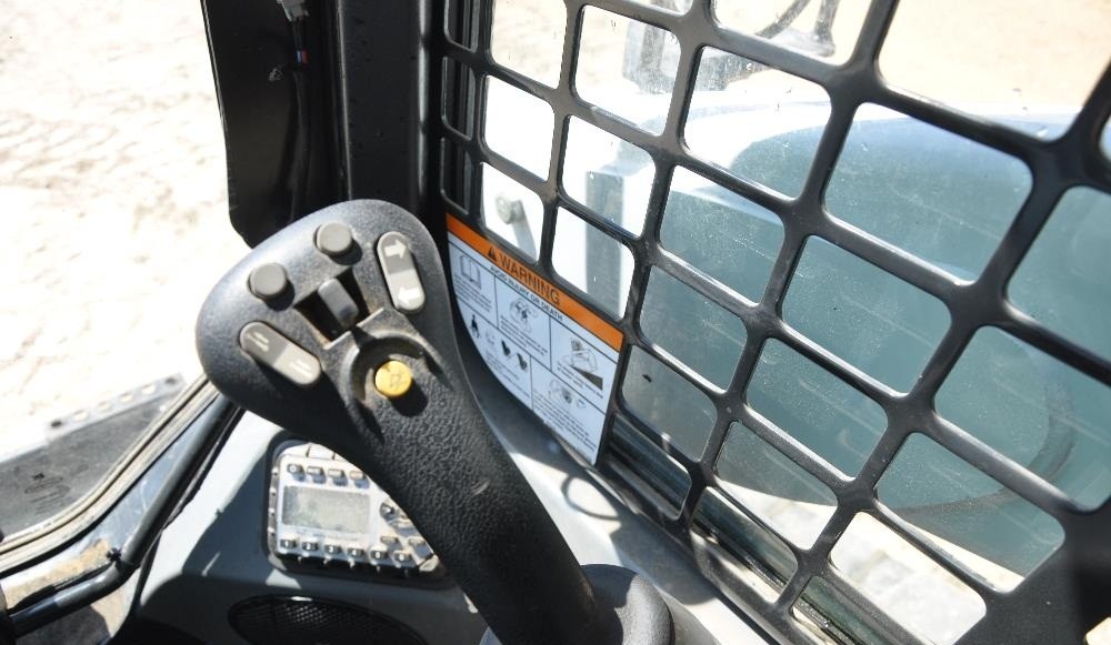 gallery 2013 Bobcat T870 Compact Track Loader