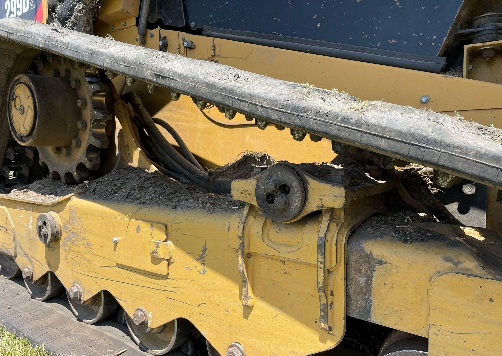 gallery 2017 Caterpillar 299D2XHP Skid Steer