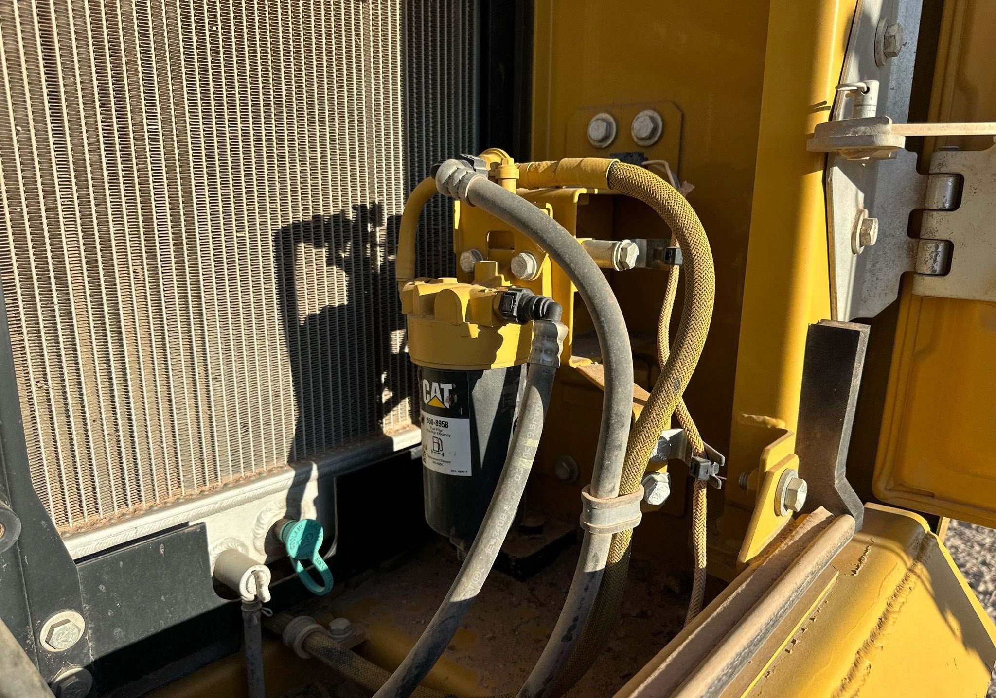 gallery 2018 Caterpillar 326F L excavator