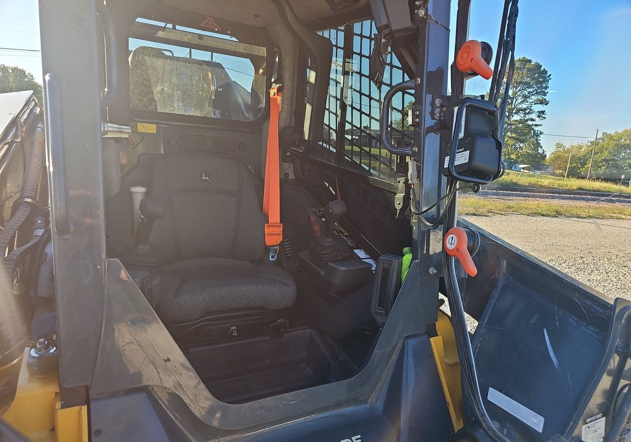 gallery 2021 John Deere 333G tracked skid steer loader