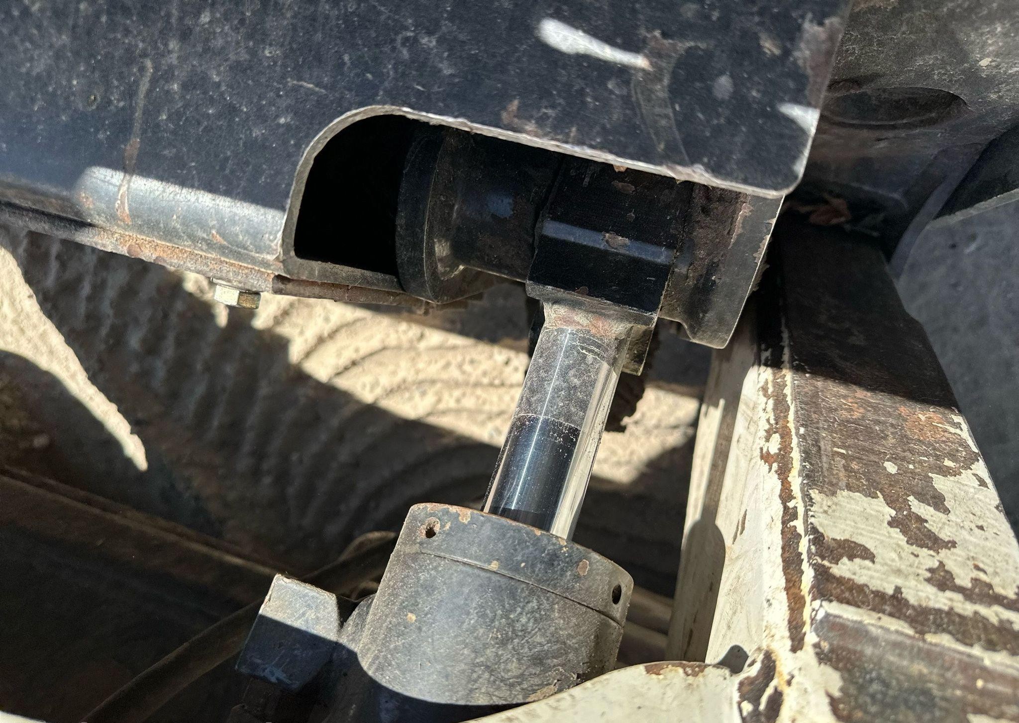 gallery 2015 Terex PT-110 tracked skid steer loader