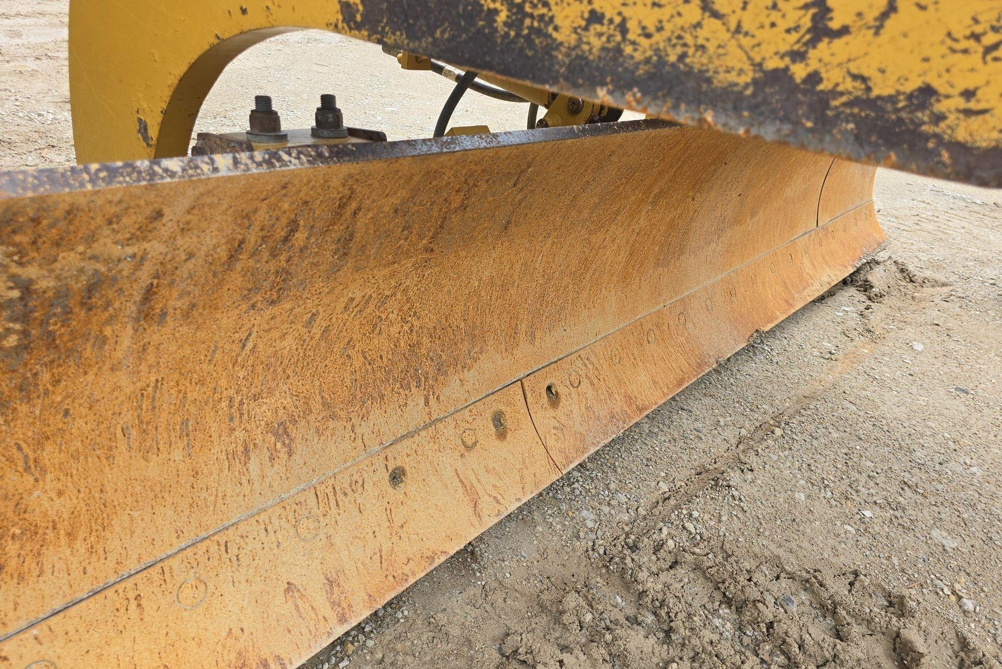 gallery 2012 Caterpillar 140M2 motor grader