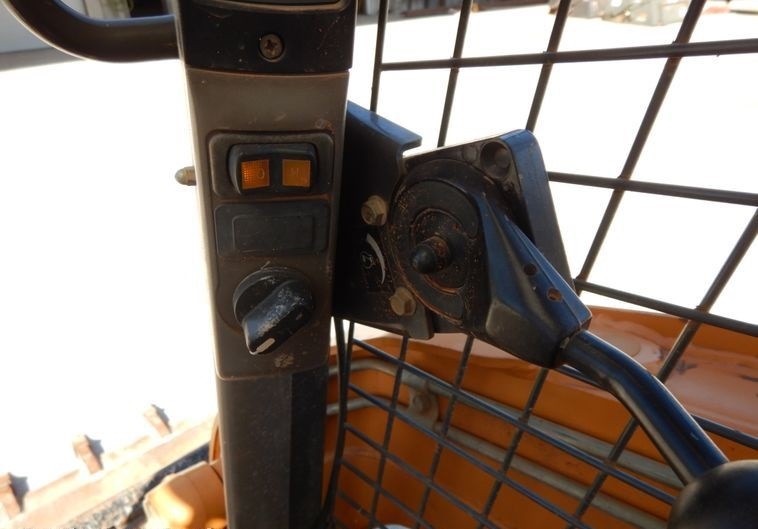 gallery 2011 Case TR320 tracked skid steer loader