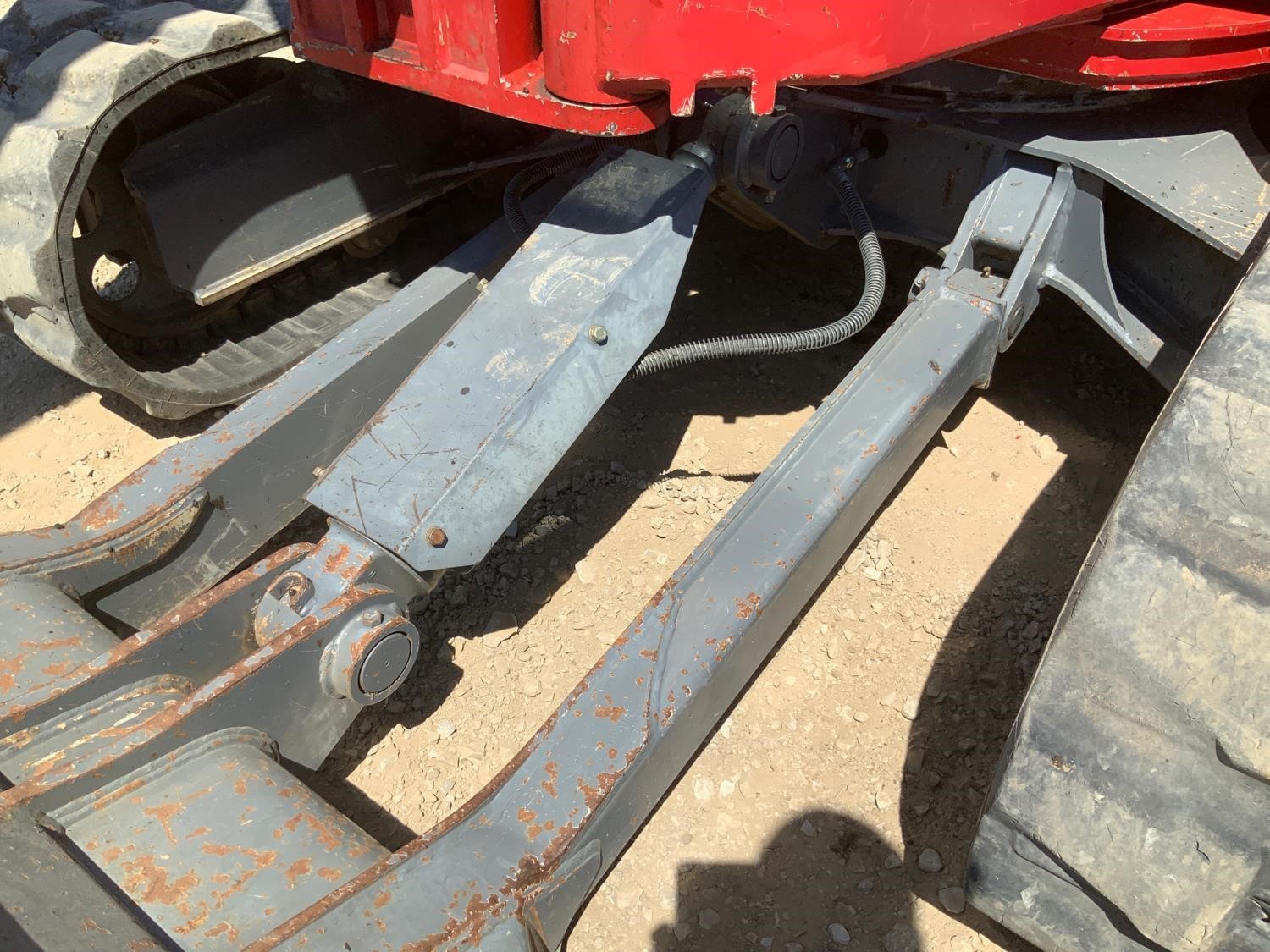 gallery 2015 Takeuchi TB280FR Mini Excavator